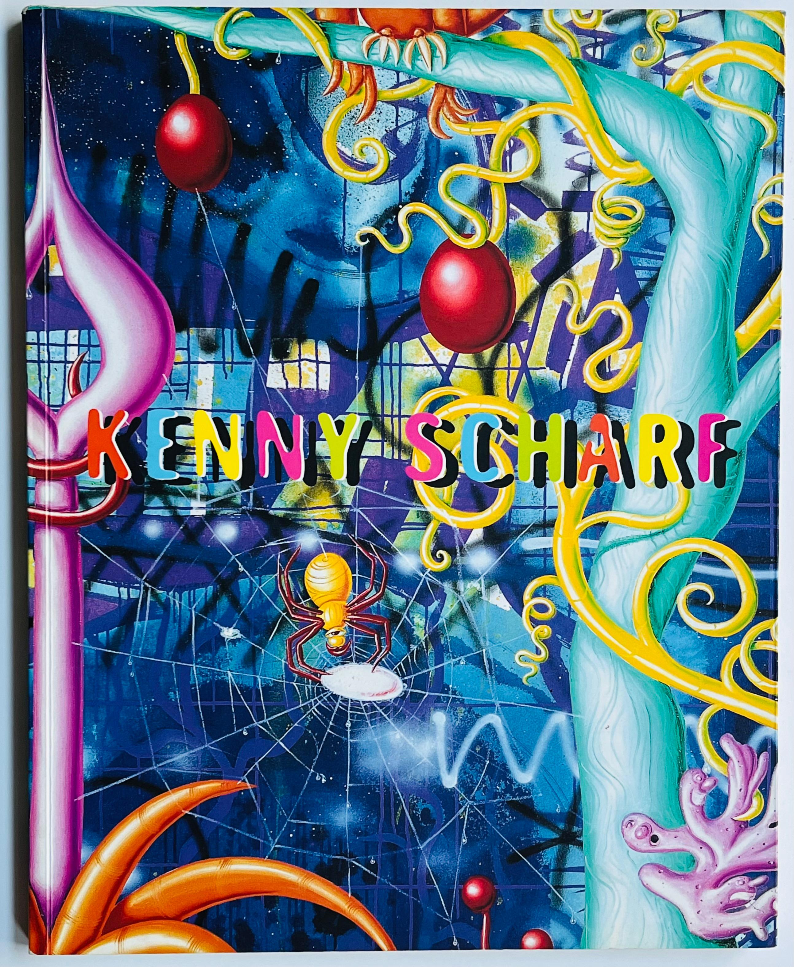 Kenny Scharf 1997-1998 : Un ensemble de 2 catalogues d'exposition individuels de Kenny Scharf signés à la main et publiés à l'occasion de.. : 

Kenny Scharf Tony Shafrazi Gallery, New York 1998 : plus de 100 pages avec des couleurs vives et une