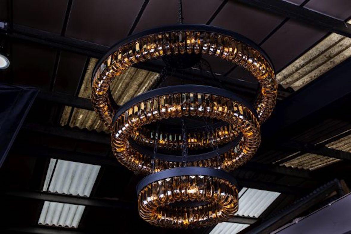 Serie di lampadari in cristallo ambrato di Kensington, 20° secolo in vendita 4