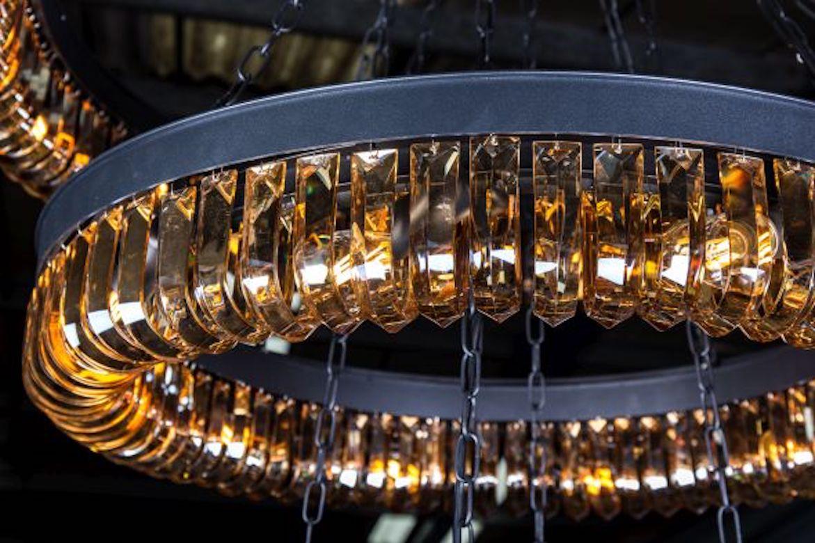 Serie di lampadari in cristallo ambrato di Kensington, 20° secolo in vendita 2