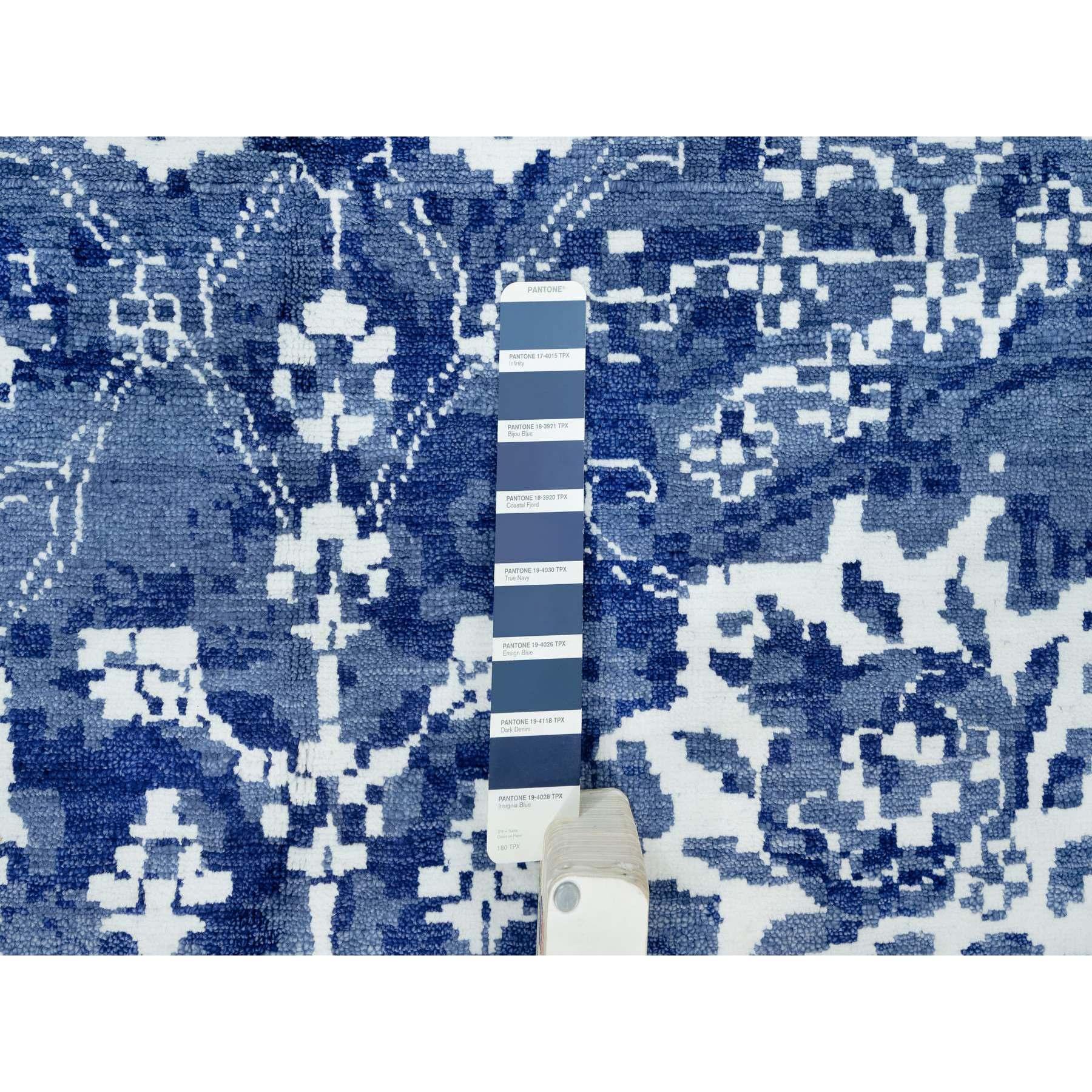 Lana Kensington Blue Tappeto quadrato orientale in lana e seta Tabriz annodato a mano 10' x 10' in vendita