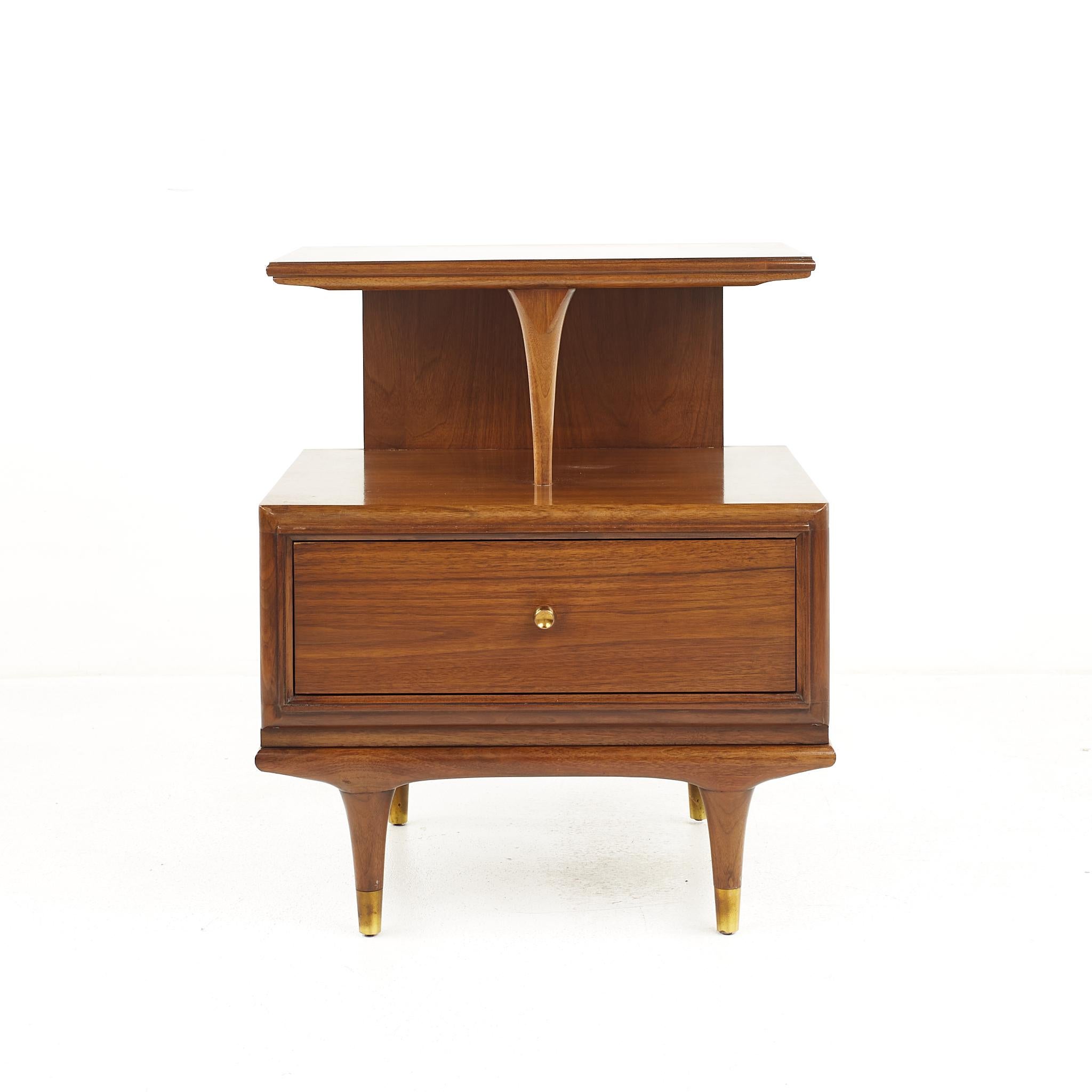 Kent Coffey Continental Mid-Century Walnut Nightstand, a Pair In Good Condition In Countryside, IL