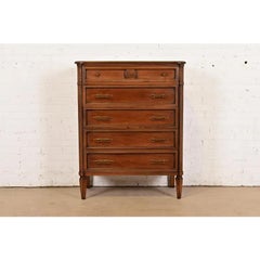 Kent Coffey Cómoda alta de cerezo tallado Luis XVI de la Regencia Francesa