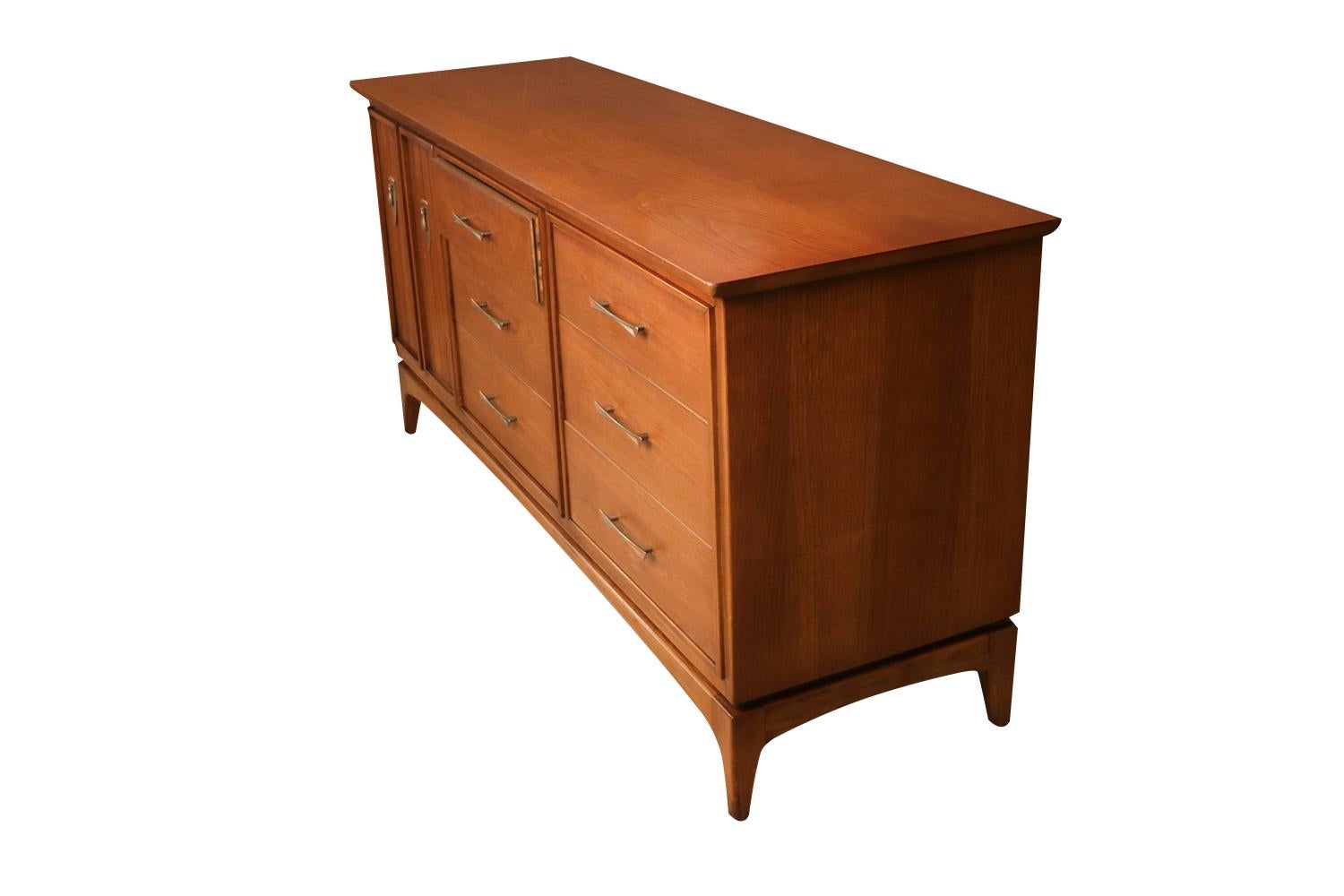 Kent Coffey Mid-Century Modern Triple Dresser 1