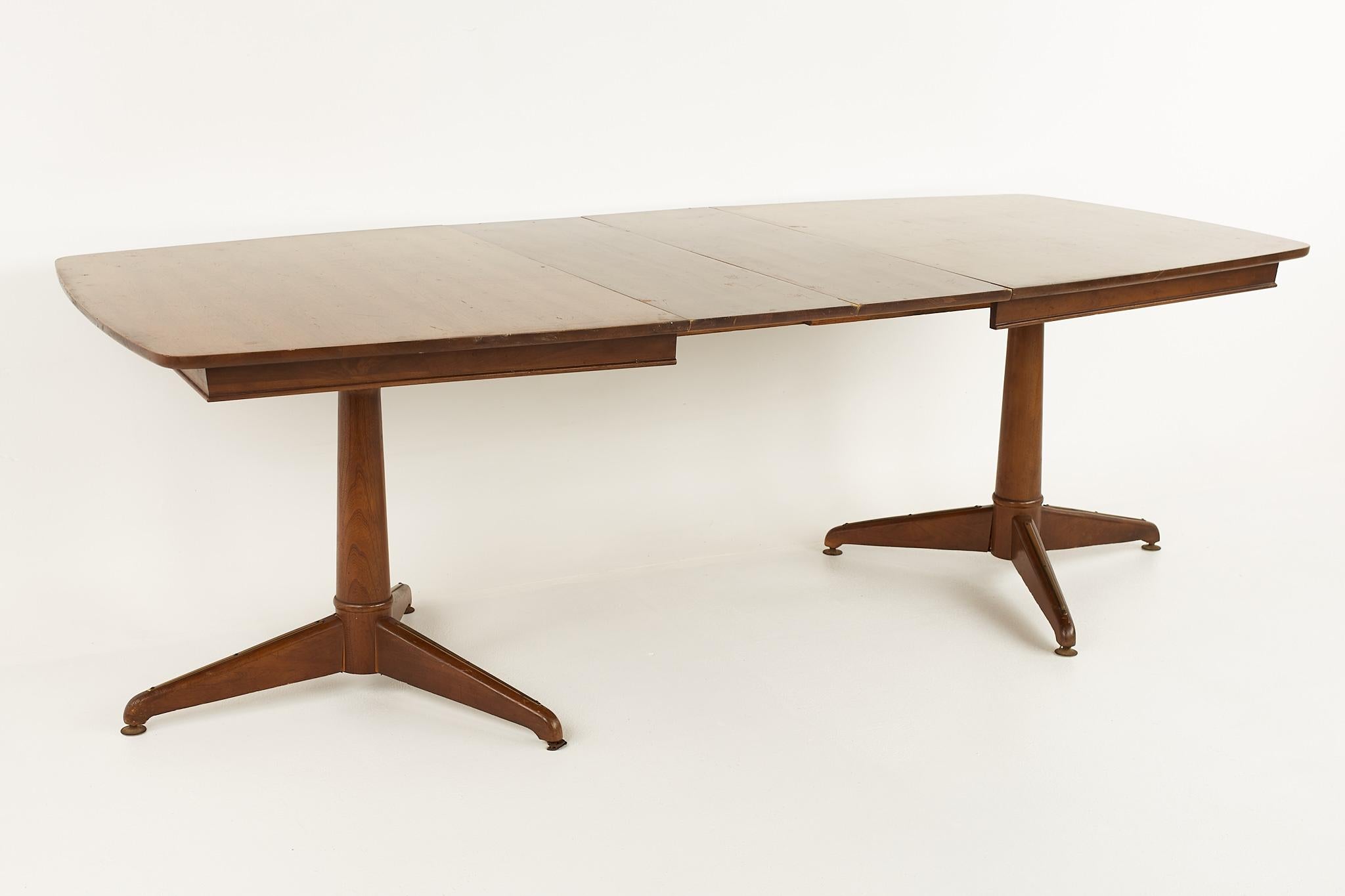 Kent Coffey Mid Century Pedestal Base 10 Seat Walnut Dining Table For Sale 2