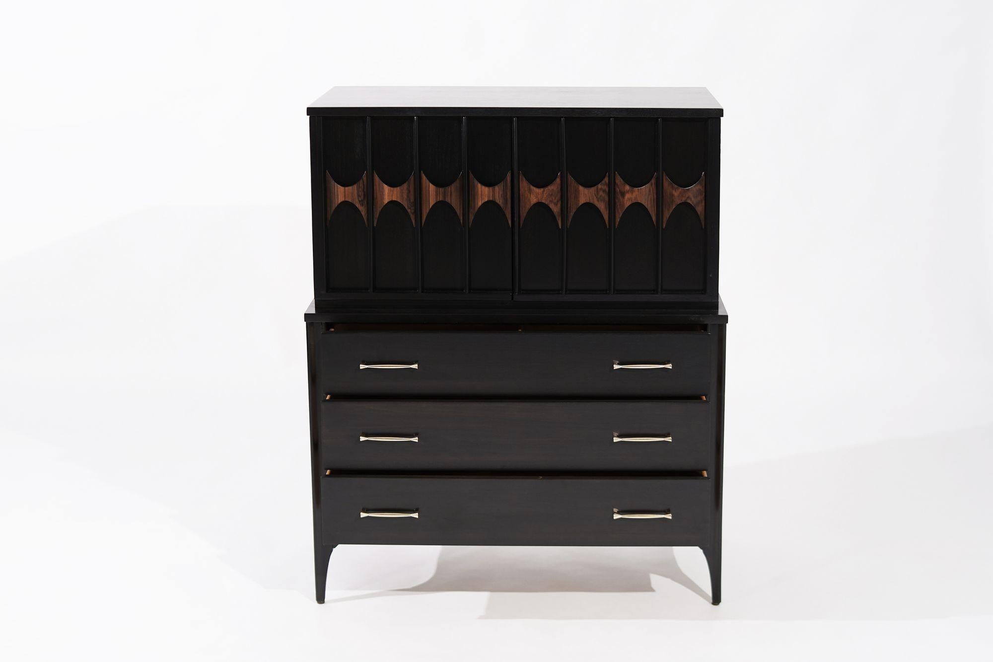 American Kent Coffey Perspecta Collection Walnut and Rosewood Chest of Drawers, C. 1950s For Sale