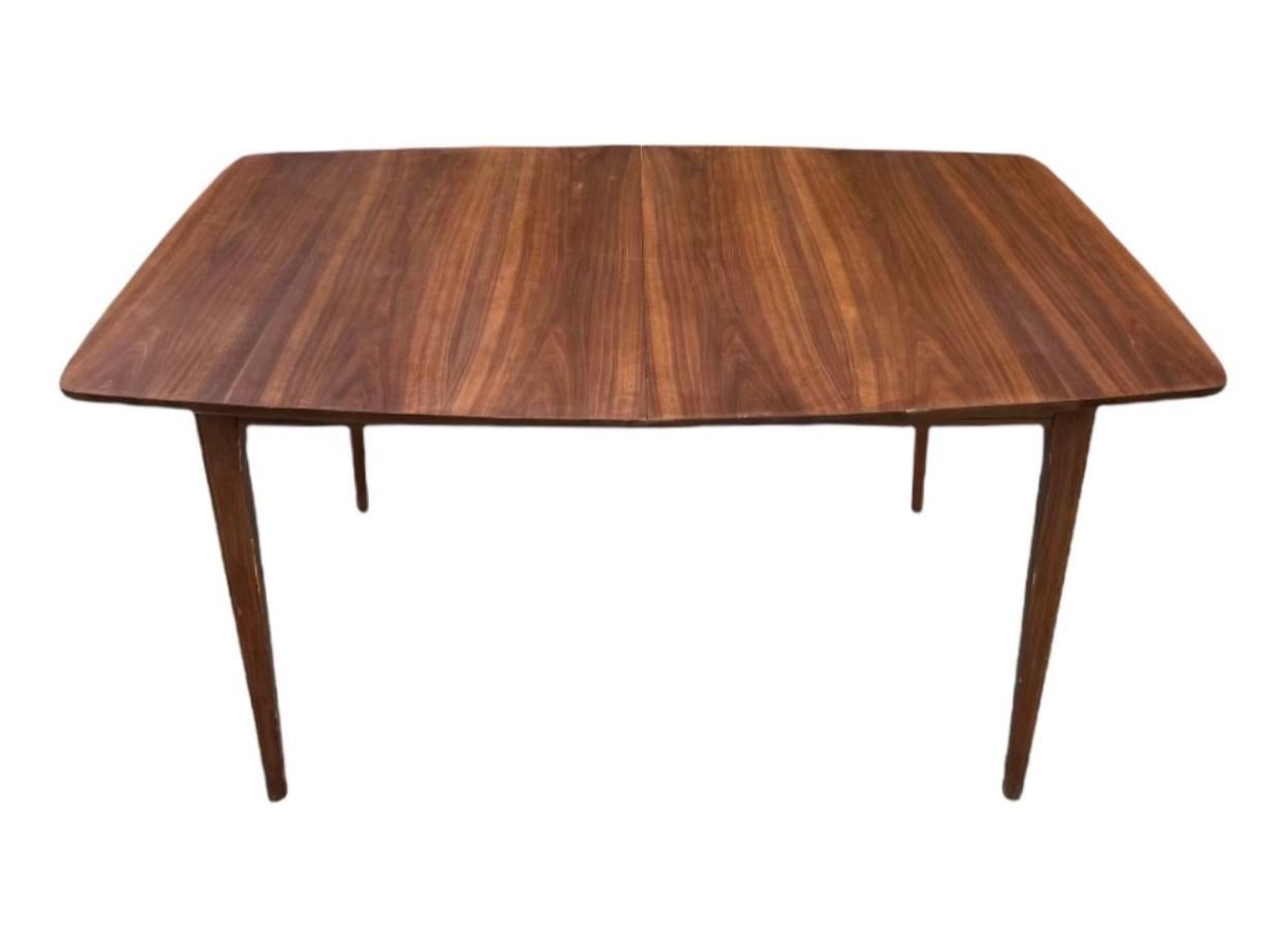 American Kent Coffey ‘Perspecta’ Expandable Dining Table in Walnut, with Leaf