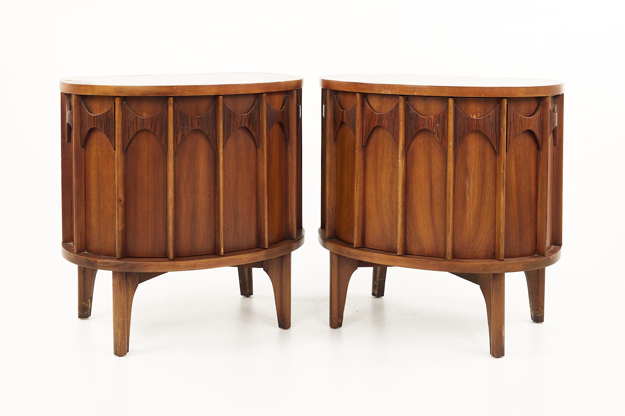 Kent Coffey perspecta mid century semi round walnut and rosewood nightstands - A Pair 

Each nightstand measures: 25 wide x 17 deep x 25.25 inches high

All pieces of furniture can be had in what we call restored vintage condition. That means