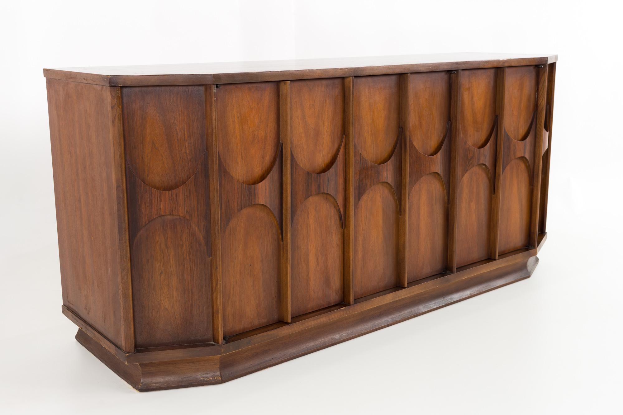 Mid-Century Modern Kent Coffey Perspecta MCM Walnut and Rosewood China Cabinet Sideboard Buffet 