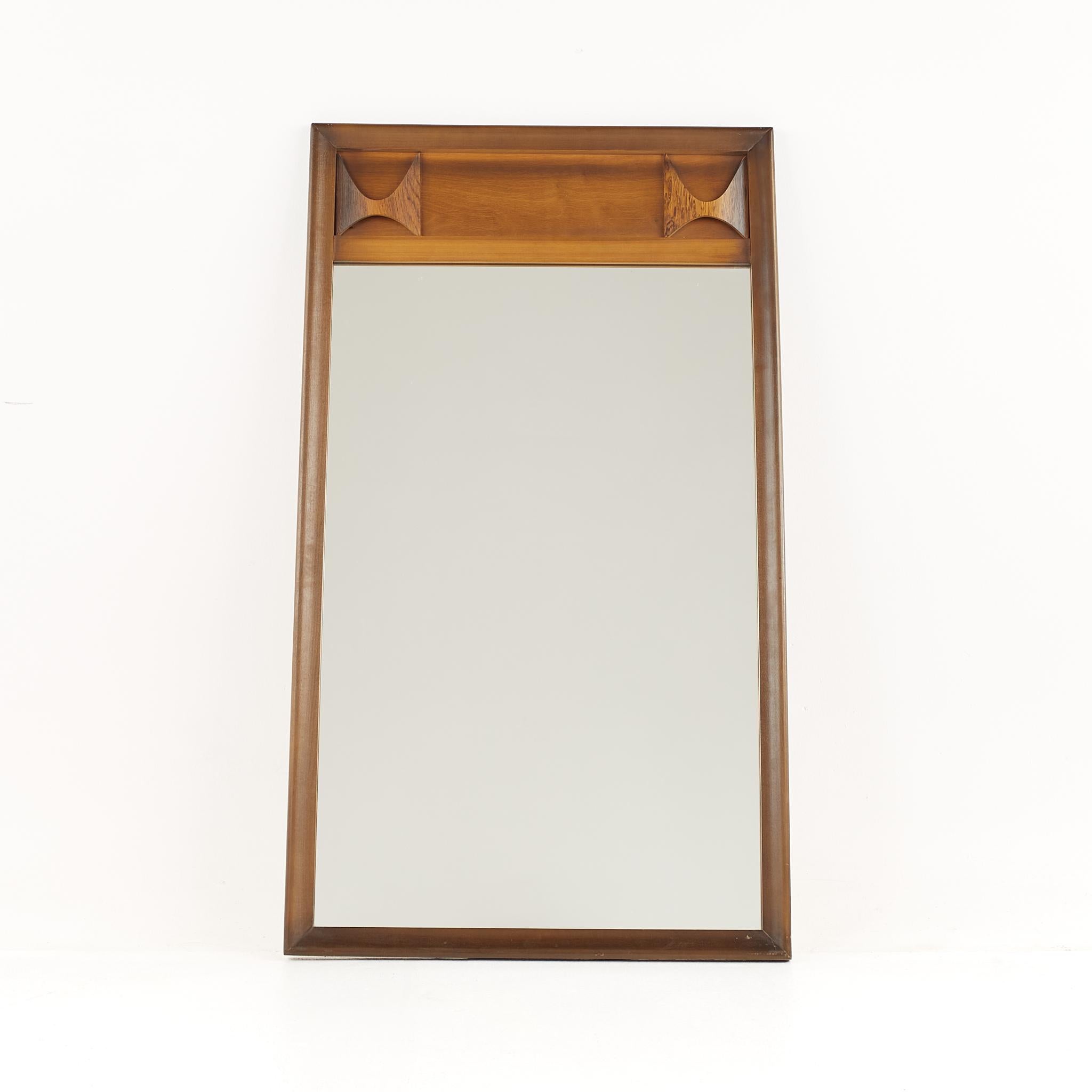 Kent Coffey Perspecta Mid Century 9 Drawer Lowboy Dresser Mirror

This mirror measures: 26 wide x 1 deep x 45 inches high

All pieces of furniture can be had in what we call restored vintage condition. That means the piece is restored upon purchase