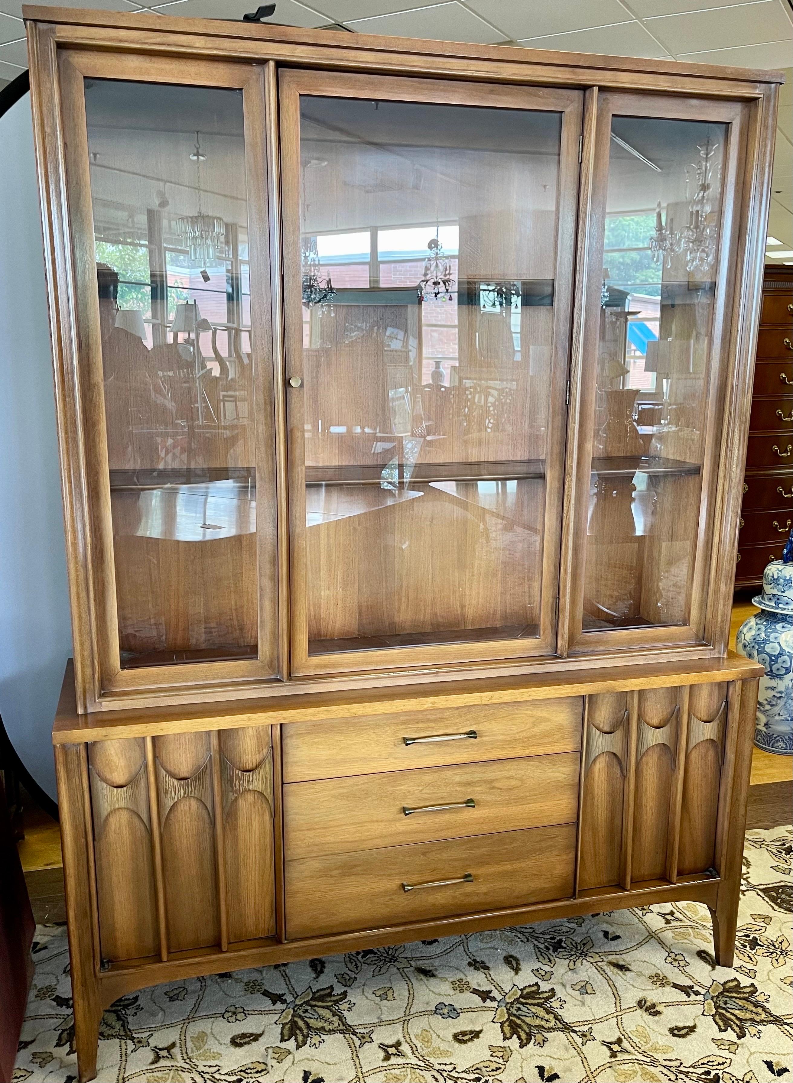 American Kent Coffey Perspecta Mid Century Modern China Cabinet Sideboard