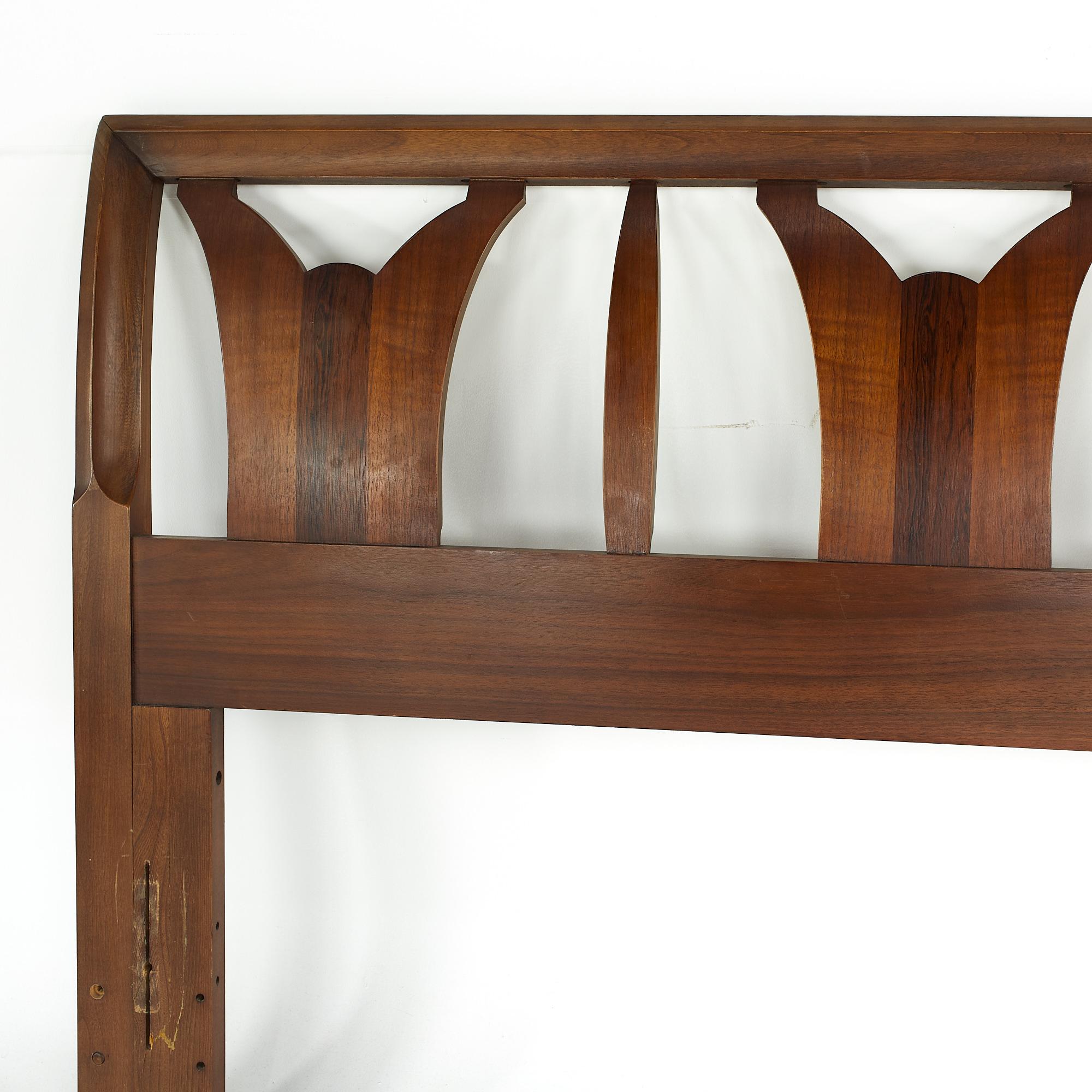 Mid-Century Modern Kent Coffey Perspecta Mid Century Queen Walnut Headboard For Sale