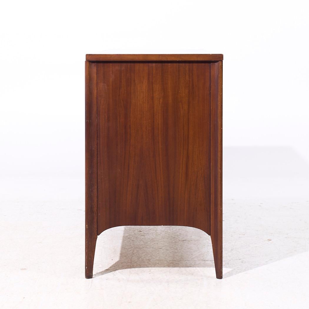 Americano Kent Coffey Perspecta, comò a 9 cassetti in legno di palissandro e noce del metà del secolo scorso in vendita