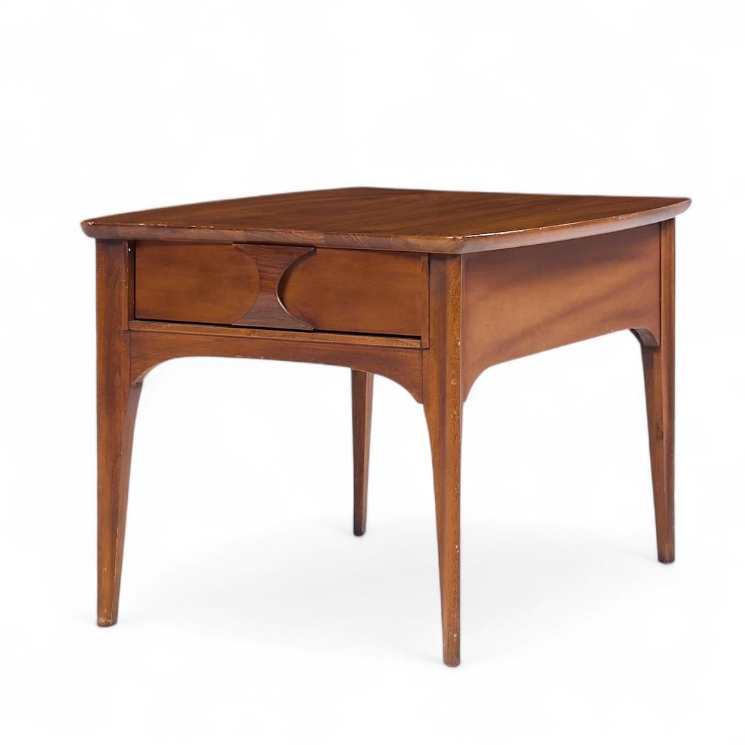 Kent Coffey Perspecta Mid Century Side Tables - Pair For Sale 2