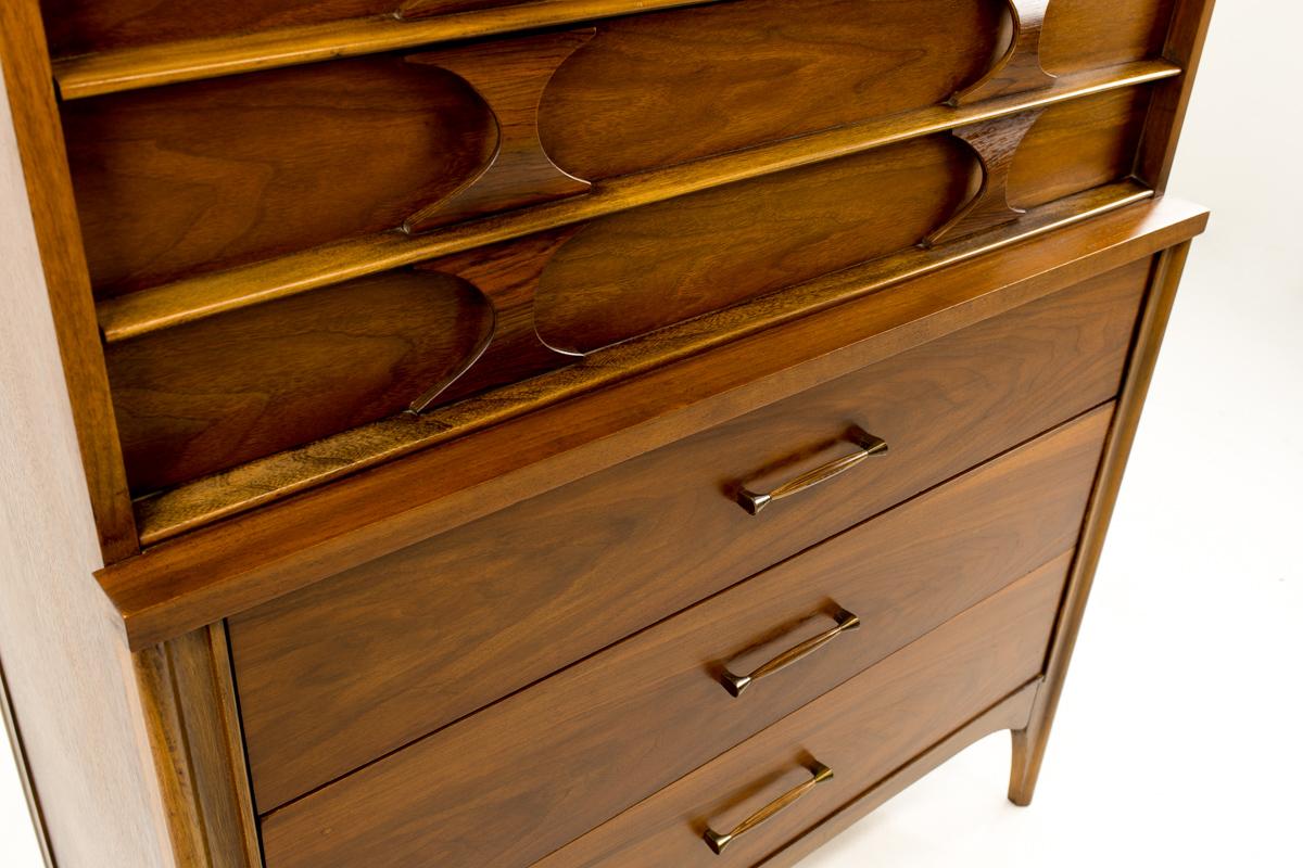 Kent Coffey Perspecta Mid Century Walnut and Rosewood 5 Drawer Highboy Dresser For Sale 8
