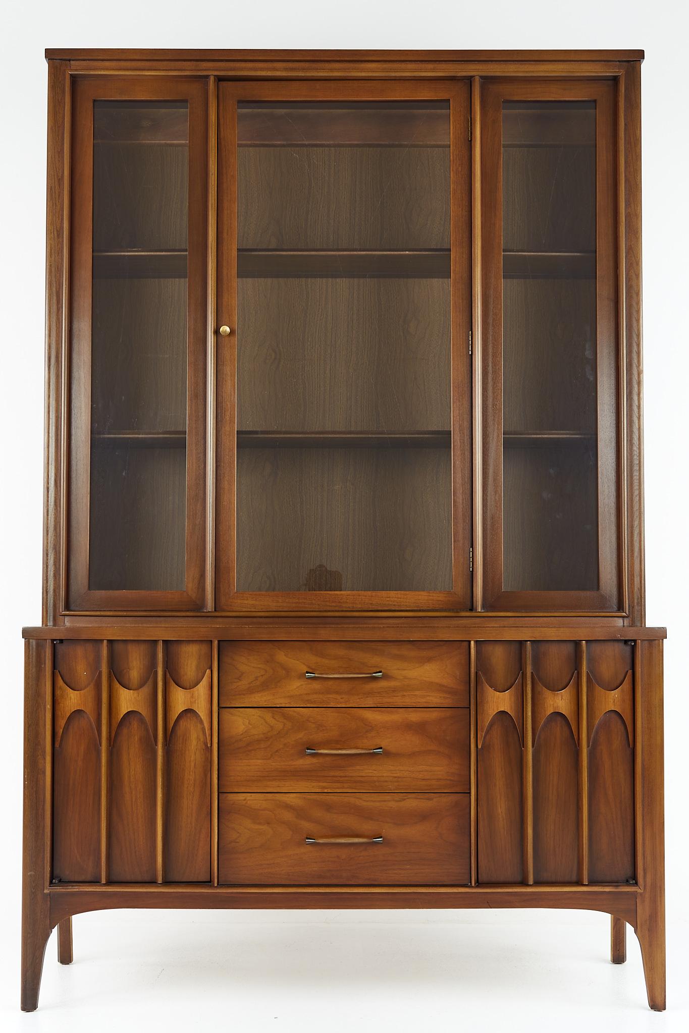 Kent Coffey perspecta mid century walnut and rosewood buffet and hutch china cabinet

This buffet measures: 47.5 wide x 15.5 deep x 72 inches high

?All pieces of furniture can be had in what we call restored vintage condition. That means the