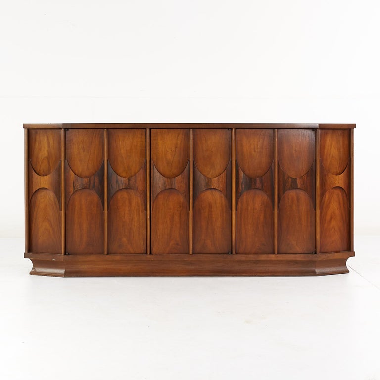Kent Coffey Perspecta Mid-Century Walnut and Rosewood Buffet and Hutch For Sale 5