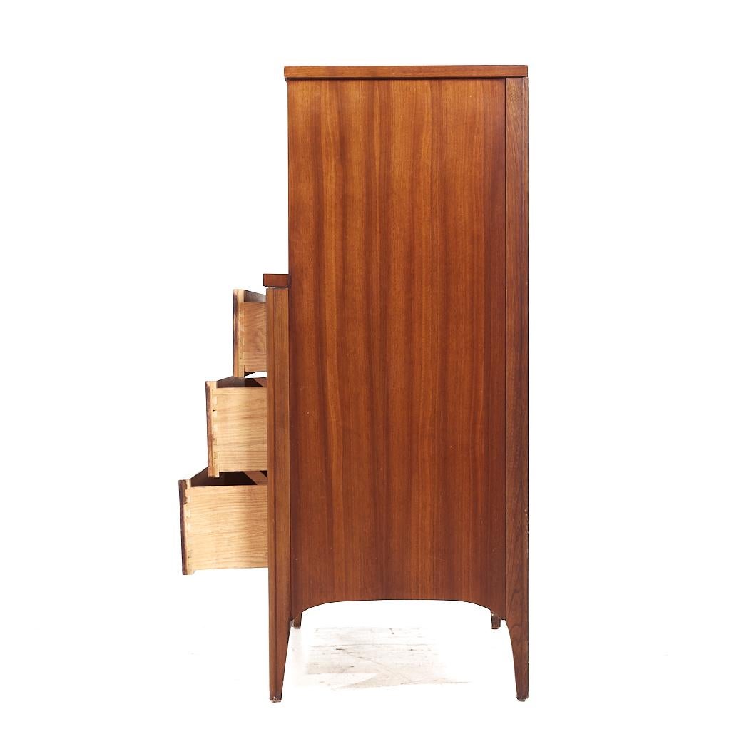 Kent Coffey Perspecta Mid Century Walnut and Rosewood Highboy Dresser In Good Condition For Sale In Countryside, IL