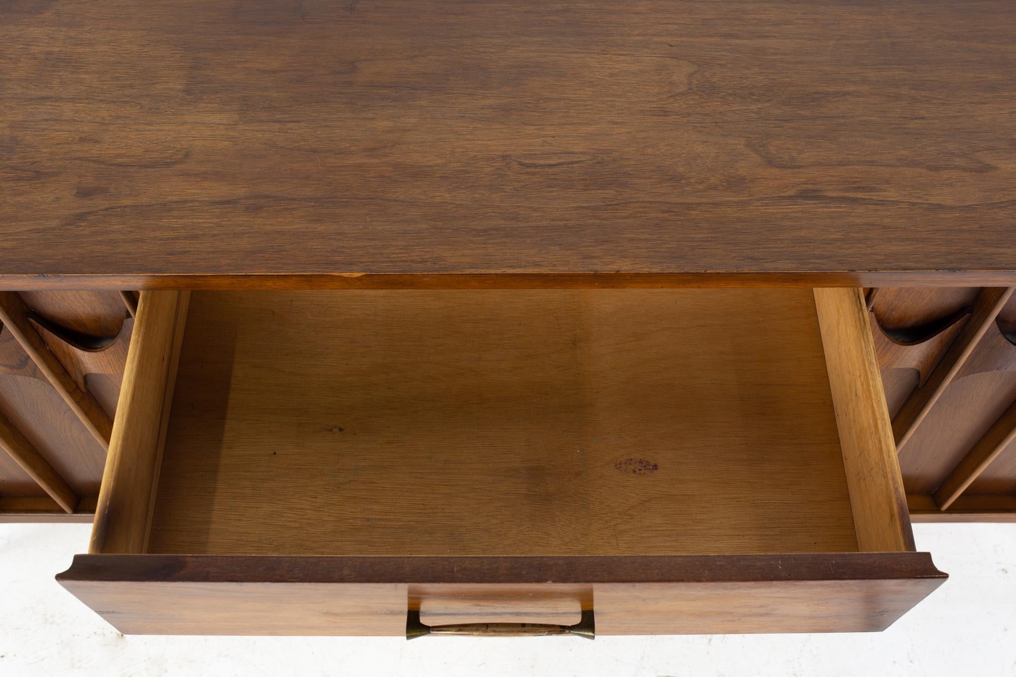 Kent Coffey Perspecta Mid Century Walnut and Rosewood Sideboard Buffet Credenza 3