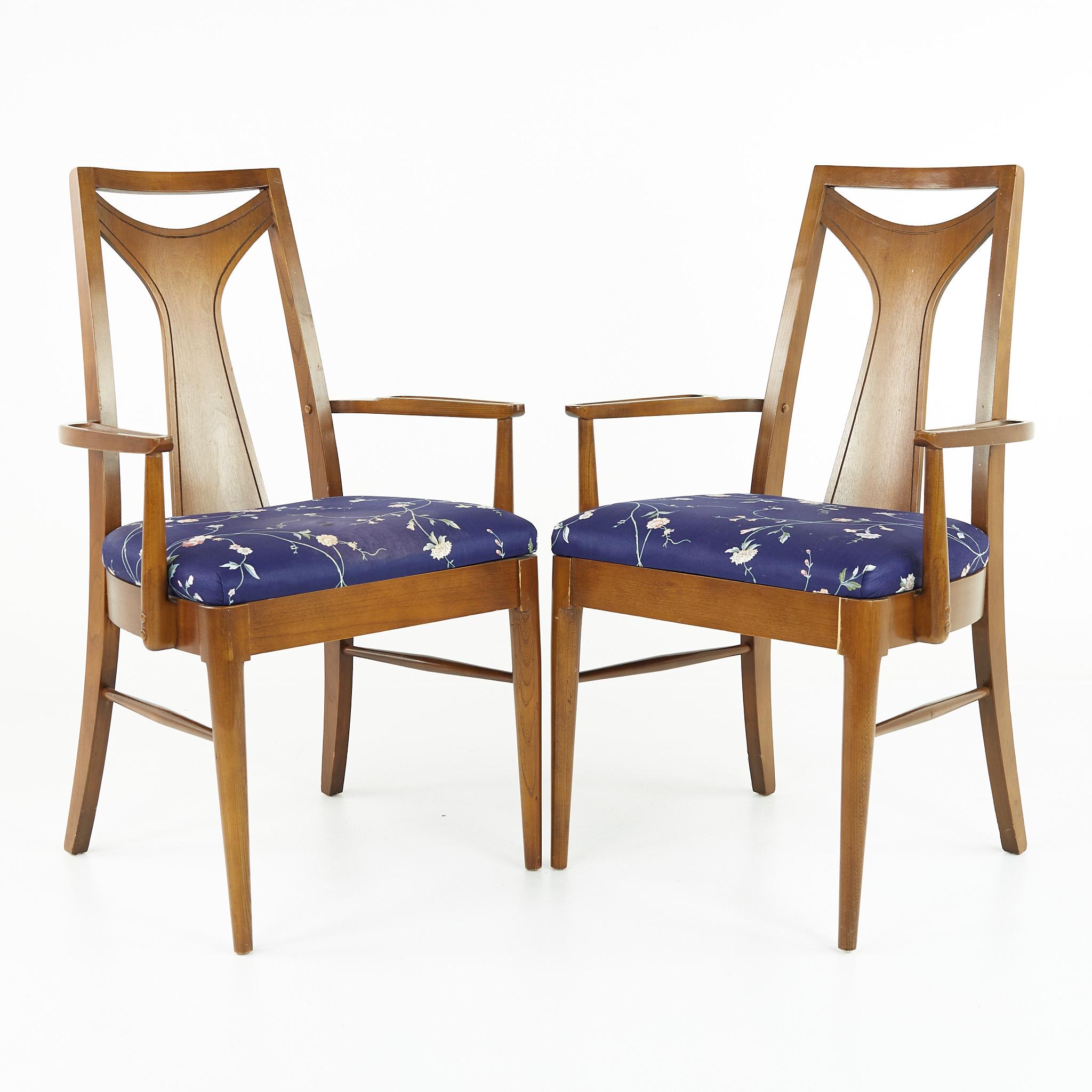 Kent Coffey Perspecta Mid Century Walnut Dining Chairs, Set of 6 In Good Condition For Sale In Countryside, IL