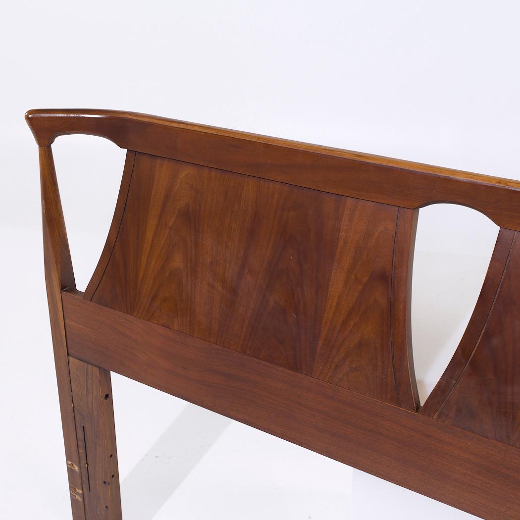 American Kent Coffey Perspecta Mid Century Walnut Queen Headboard For Sale