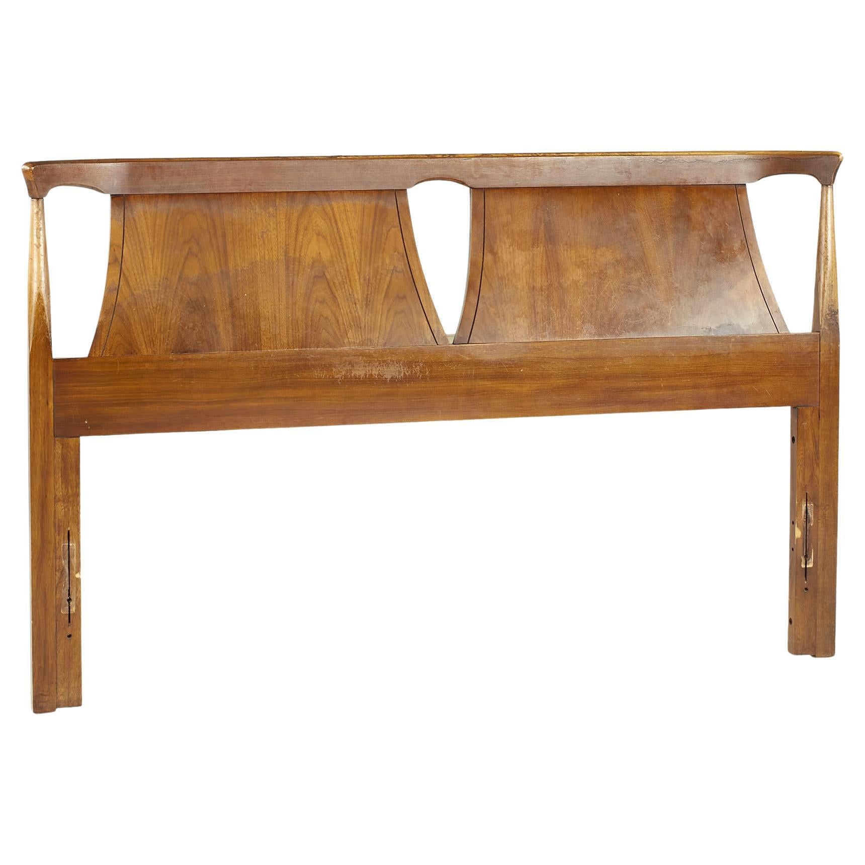 Kent Coffey Furniture 82 For Sale at 1stDibs kent coffey dresser