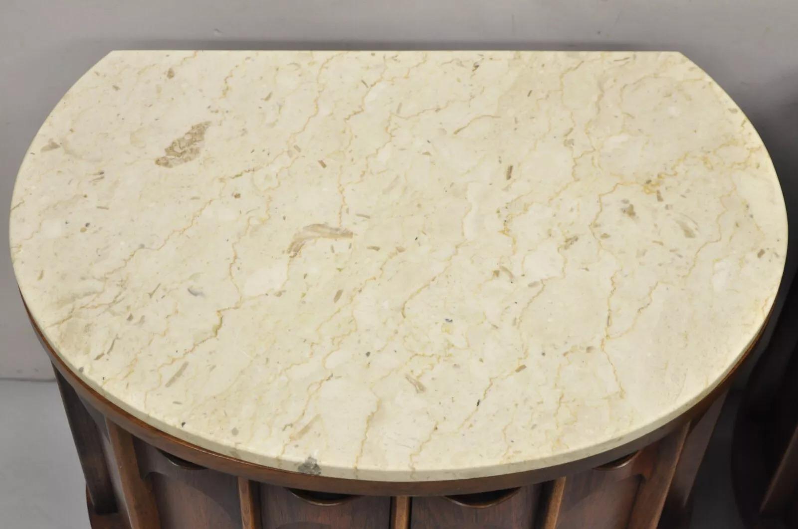 Mid-Century Modern Kent Coffey Perspecta Pecan & Walnut Travertine Top Demilune Nightstand - a Pair en vente