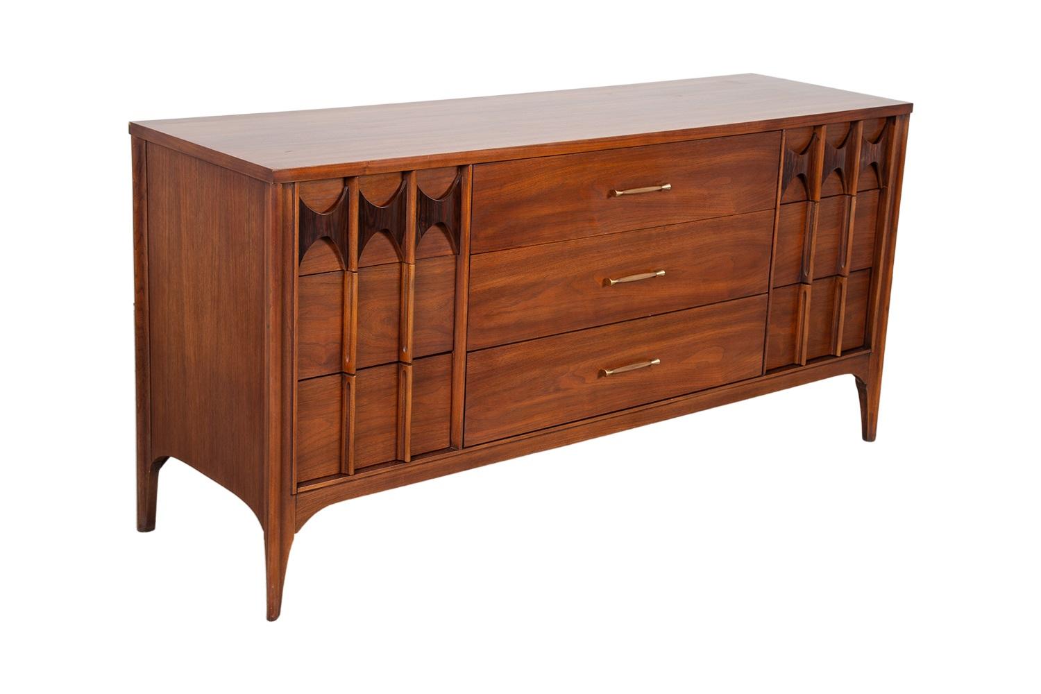 Kent Coffey Perspecta Triple Dresser Credenza Mid Century Modern For Sale 1