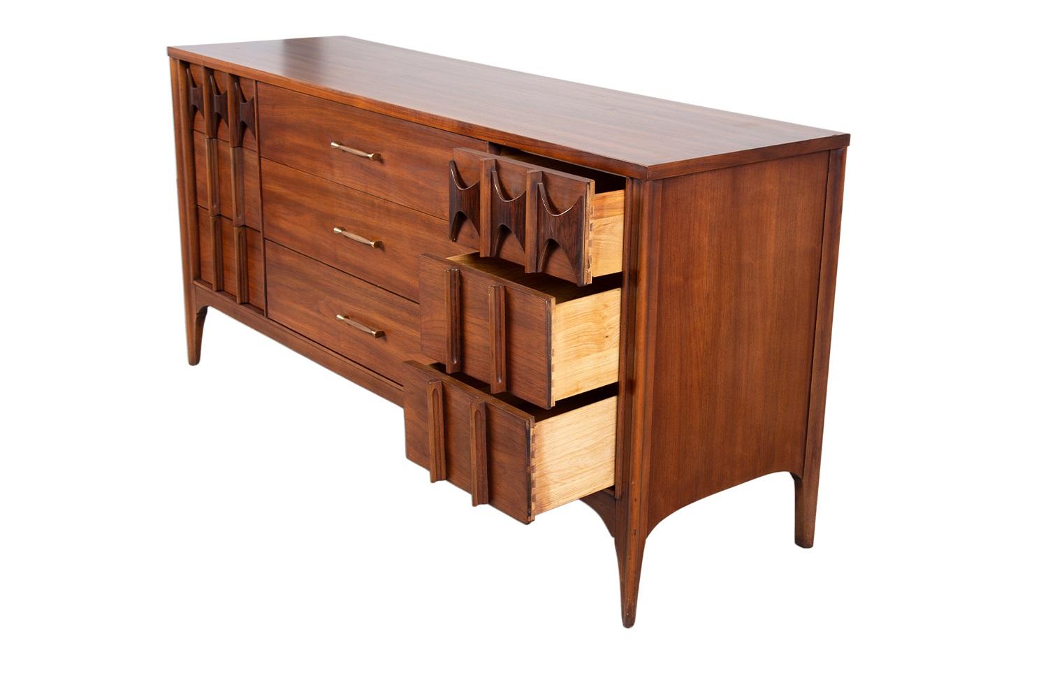 Kent Coffey Perspecta Triple Dresser Credenza Mid Century Modern For Sale 2
