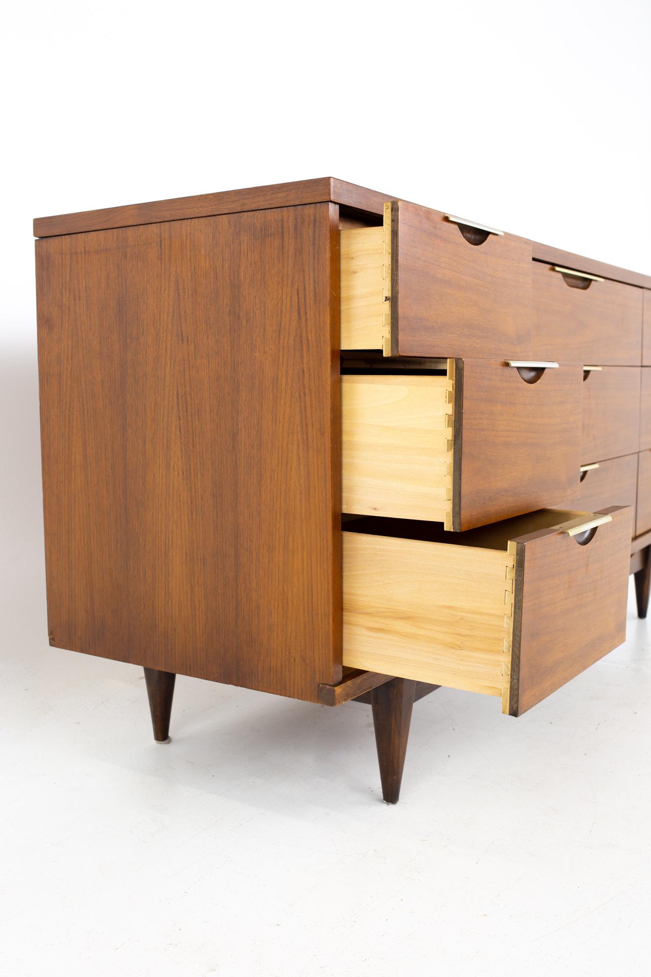 Mid-Century Modern Kent Coffey Tableau Mid Century Walnut and Laminate 9 Drawer Lowboy Dresser