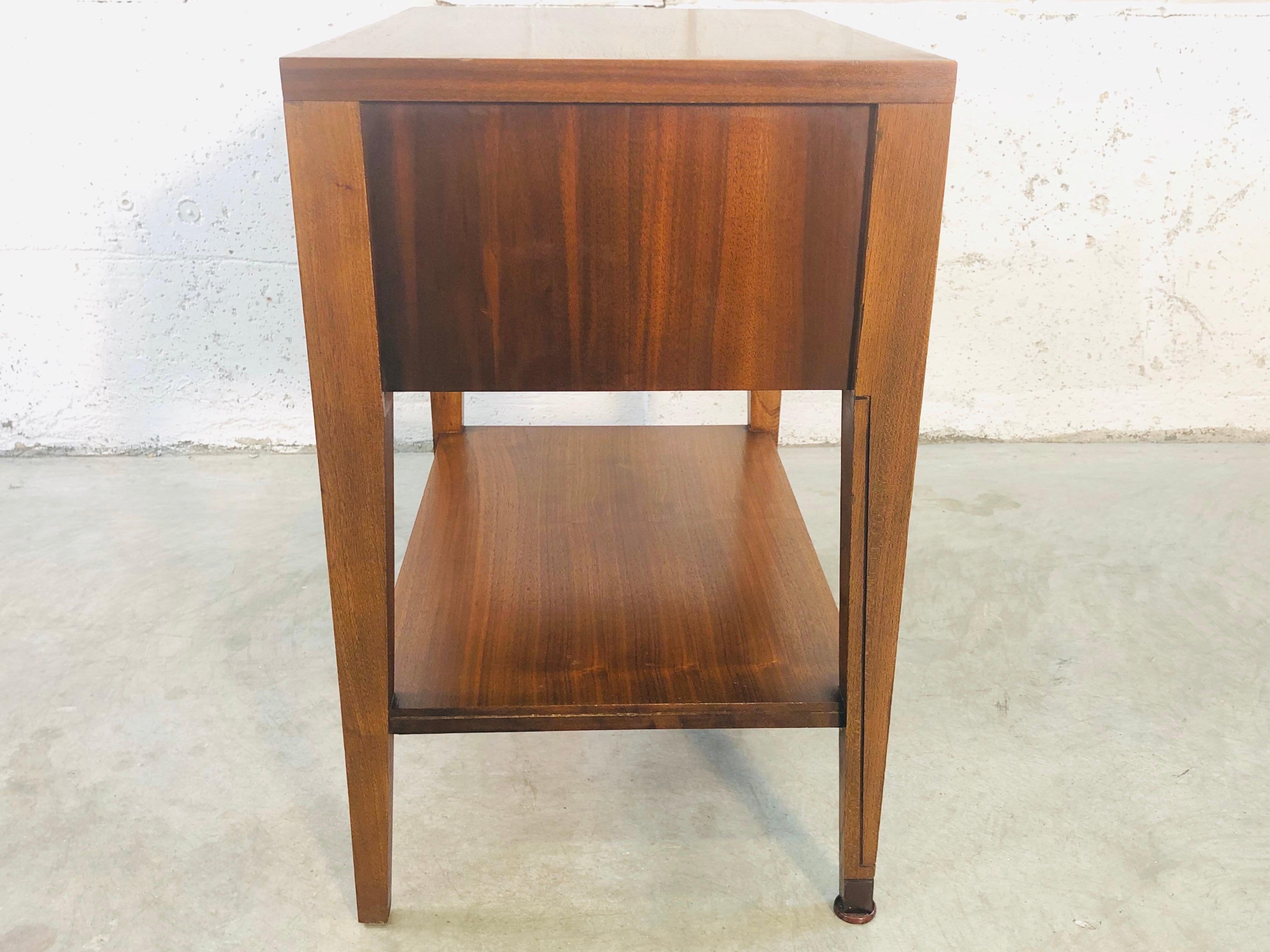 Kent Coffey Tempo Walnut Nightstand In Good Condition In Amherst, NH