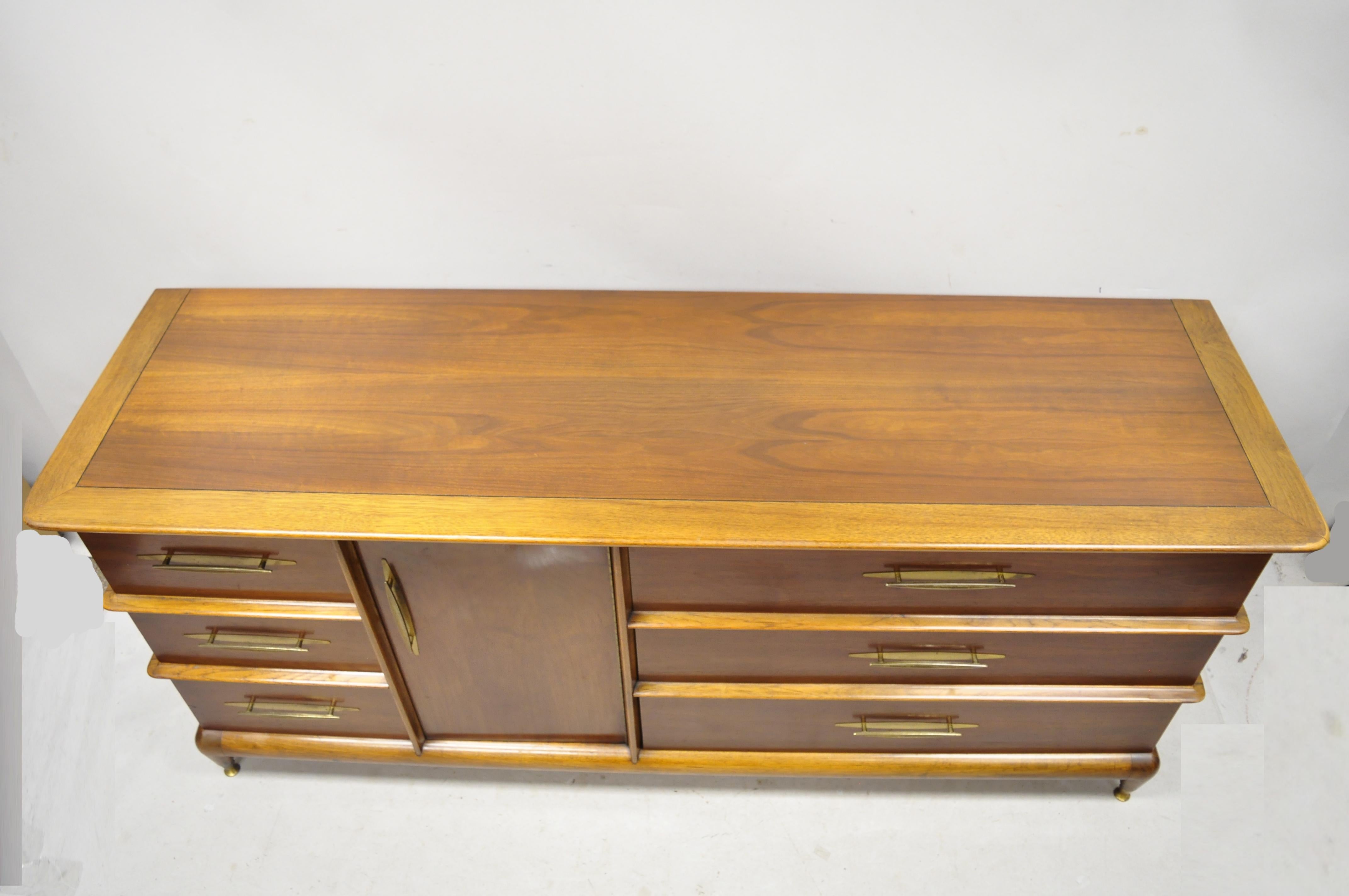 Kent Coffey The Appointment Midcentury Sculpted Walnut Credenza Cabinet Dresser 2