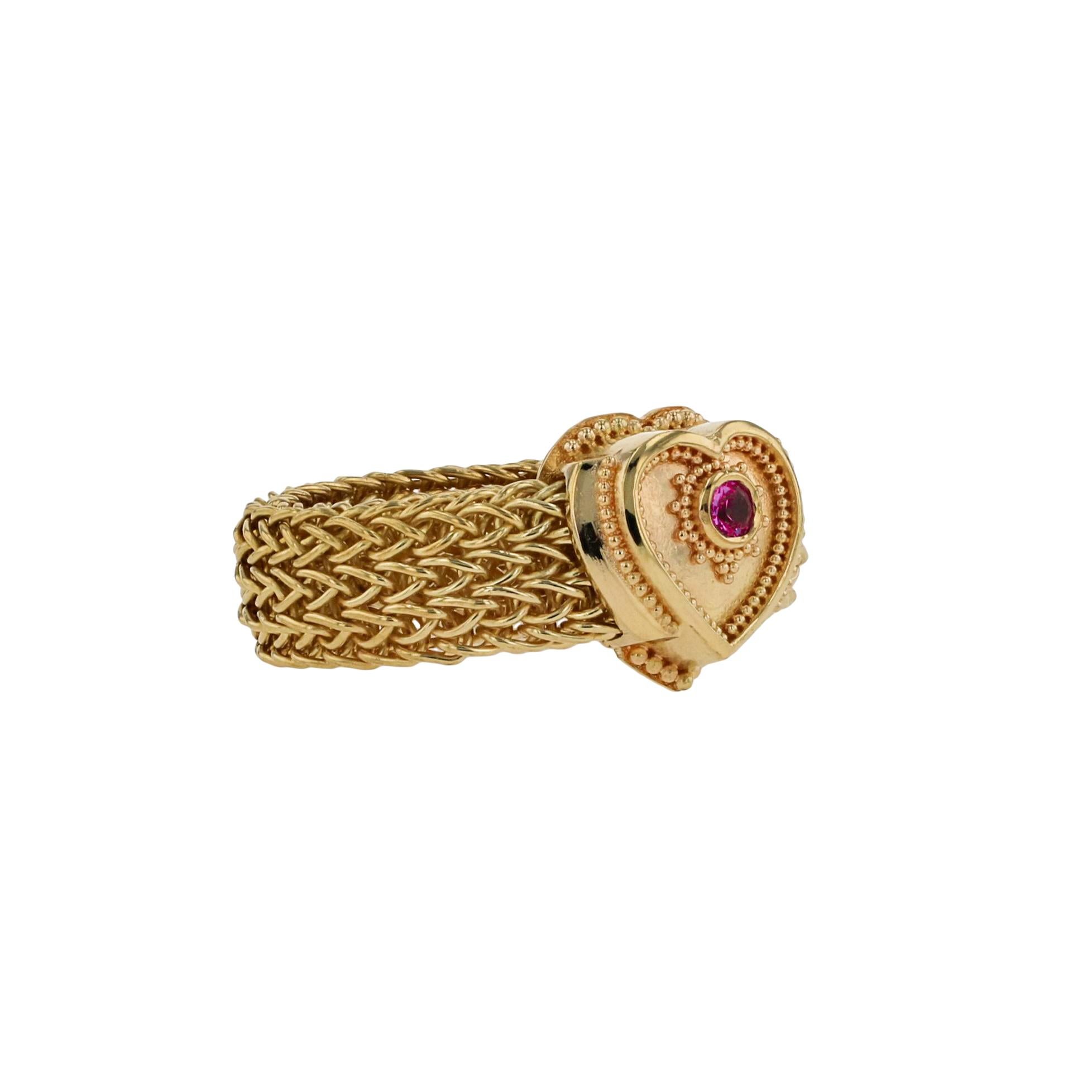 Artisan Kent Raible 18 karat Gold and Pink Sapphire Heart Fashion Ring with Granulation For Sale