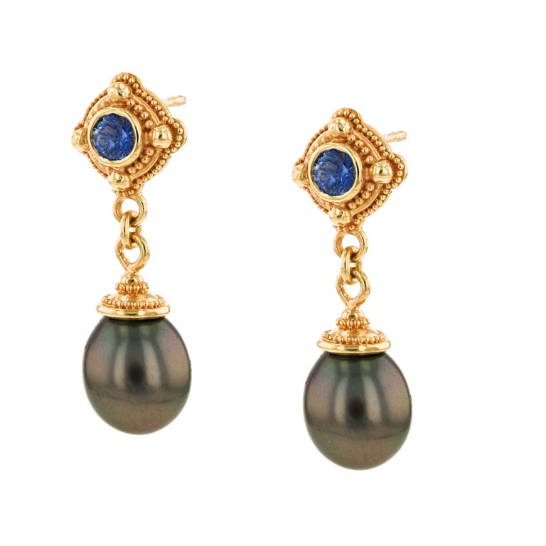 Mixed Cut Kent Raible 18 Karat Gold Blue Sapphire and Black Pearl Dangle Earrings For Sale