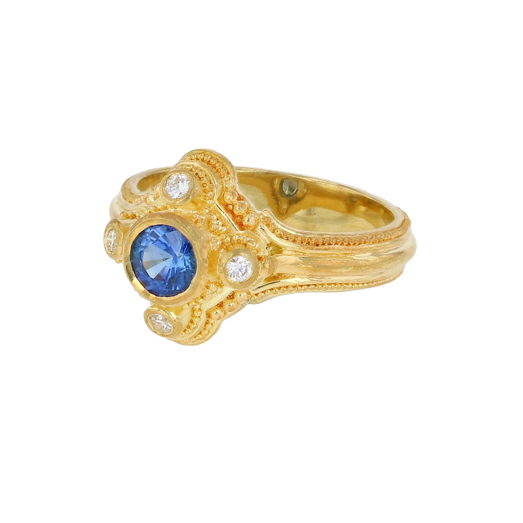 Artisan Bague Kent Raible en or 18 carats, saphir bleu et diamant avec granulation fine en vente