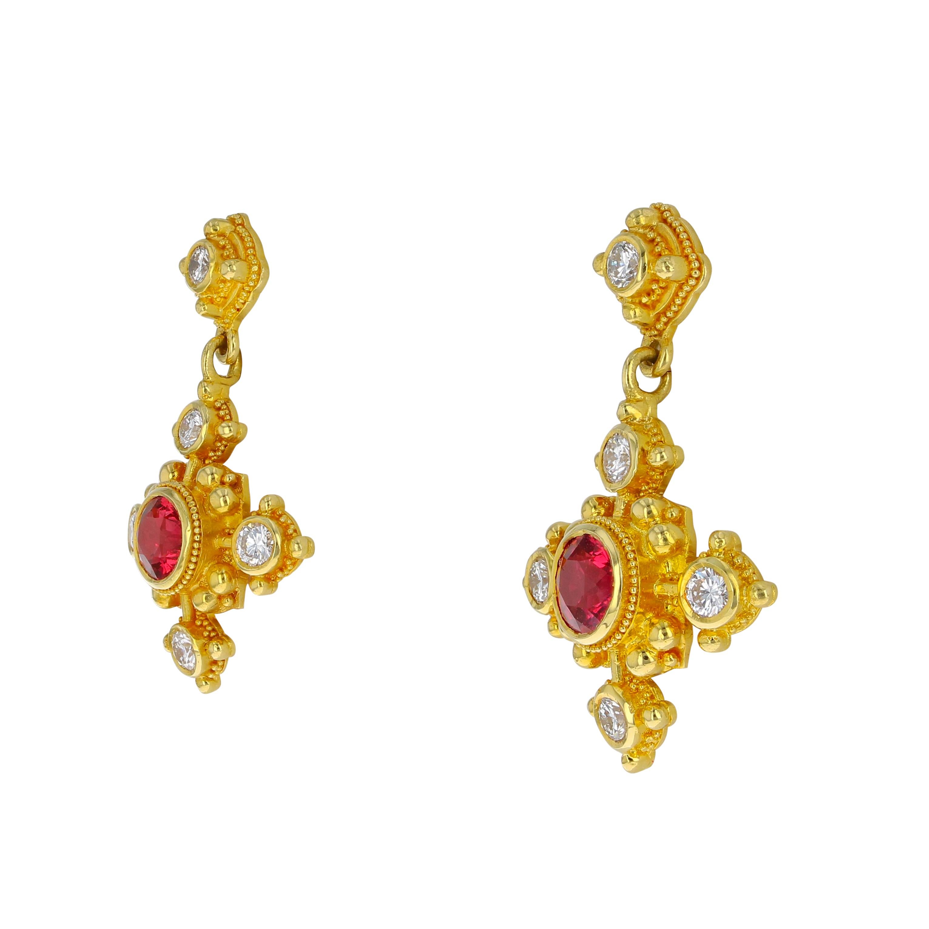 da uomo o donna Kent Raible 18 Karat Gold Earrings with Red Spinel, Diamonds and Granulation in vendita