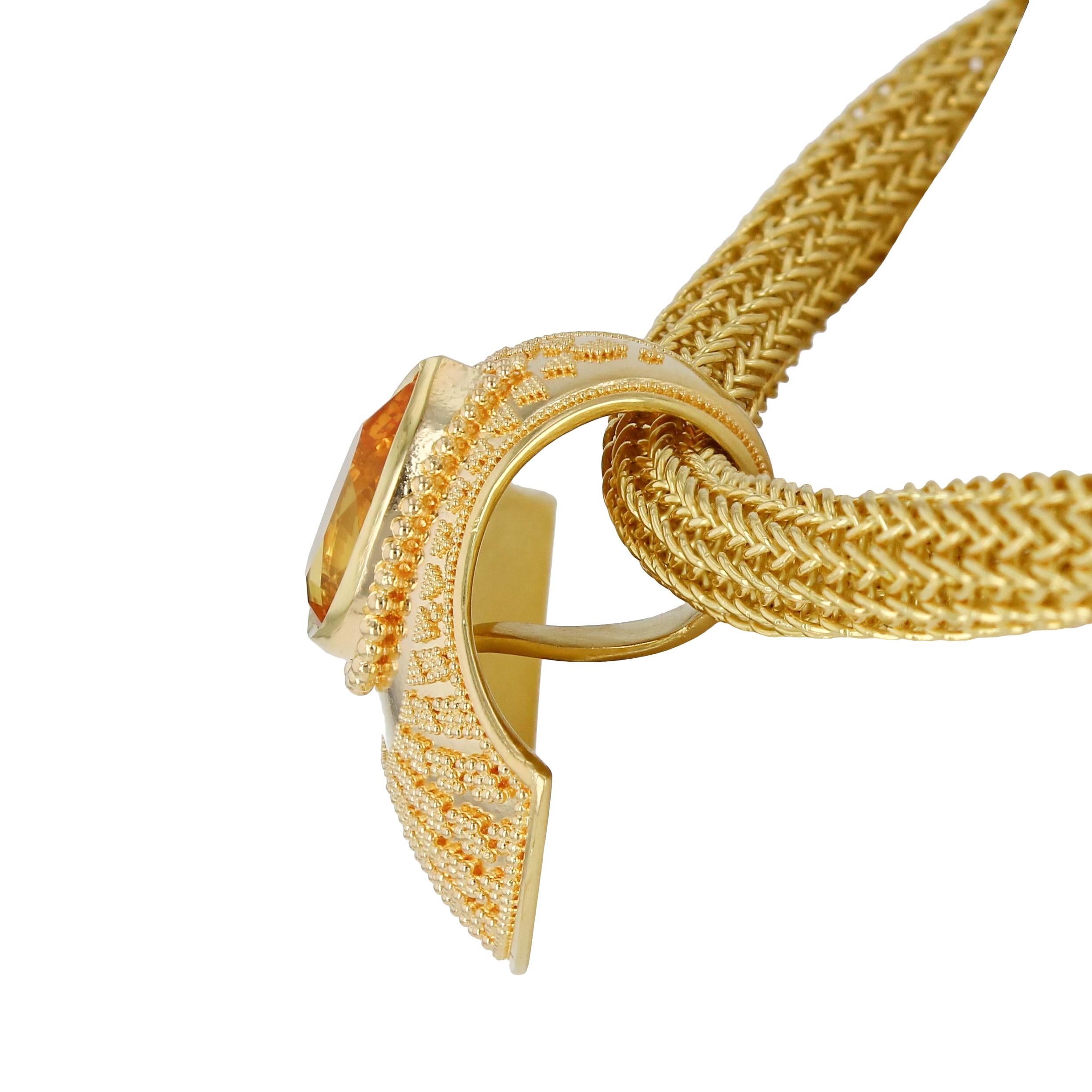 Kent Raible 18 Karat Gold Golden Sapphire Shell Pendant with fine Granulation For Sale 1