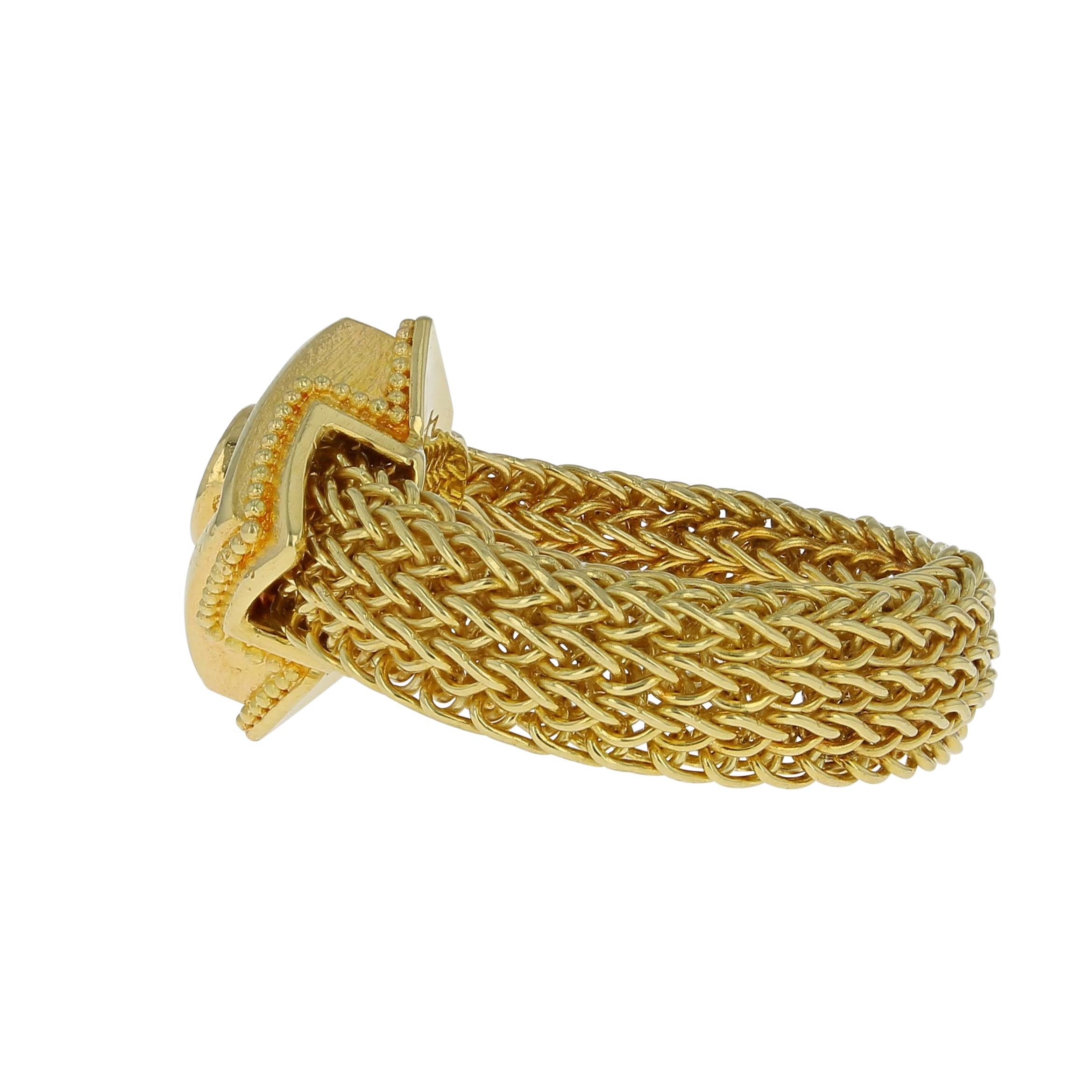 Round Cut Kent Raible 18 Karat Gold Green Garnet Fashion Ring with Woven Chain For Sale