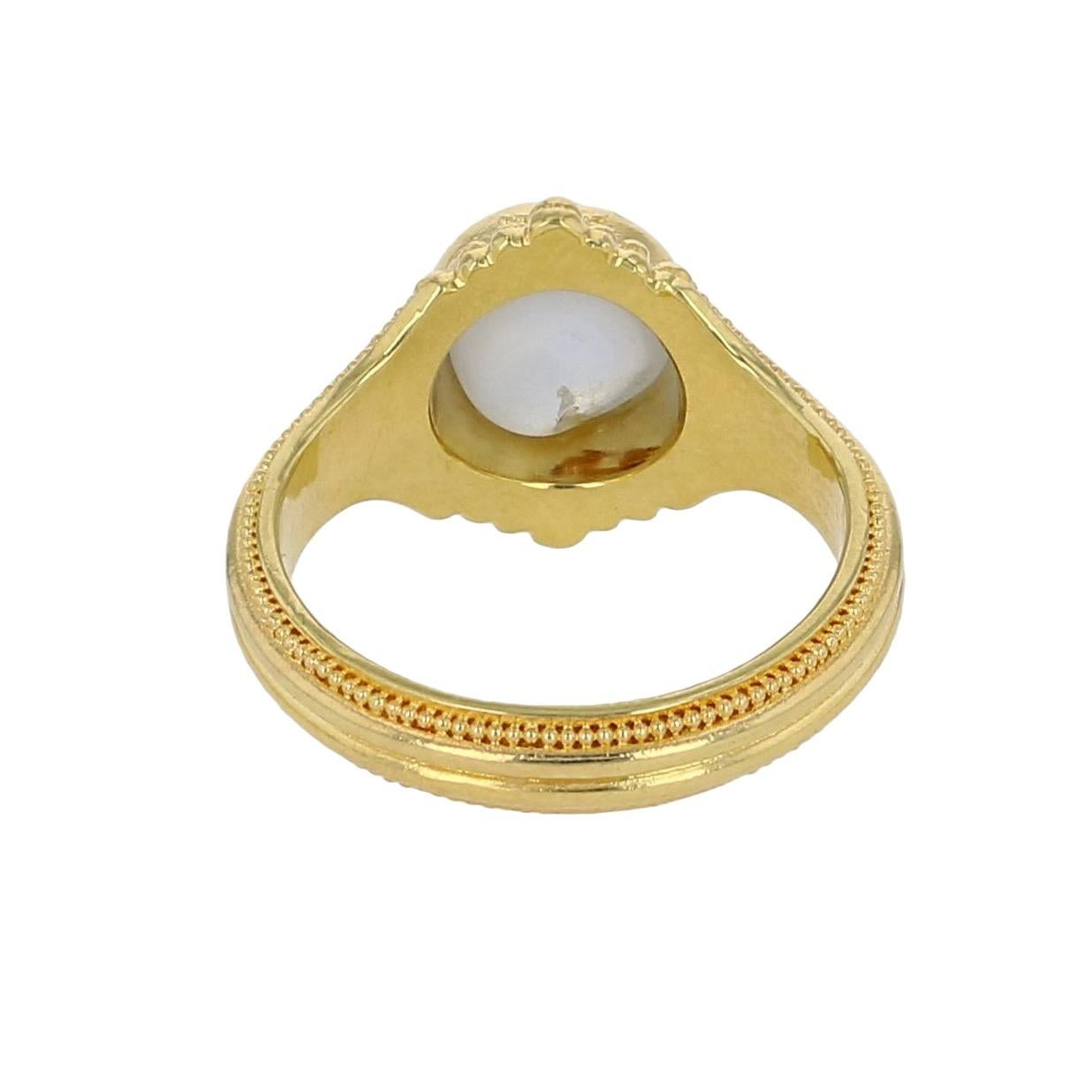 Kent Raible 18 karat Gold Pale Blue Star Sapphire Solitaire Ring For Sale 2