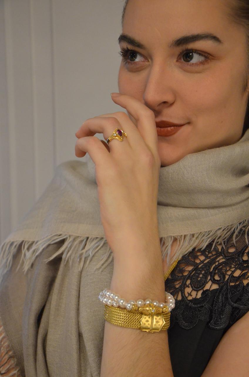 Kent Raible 18 Karat Gold Pink Sapphire Woven Chain Bracelet with Granulation For Sale 4