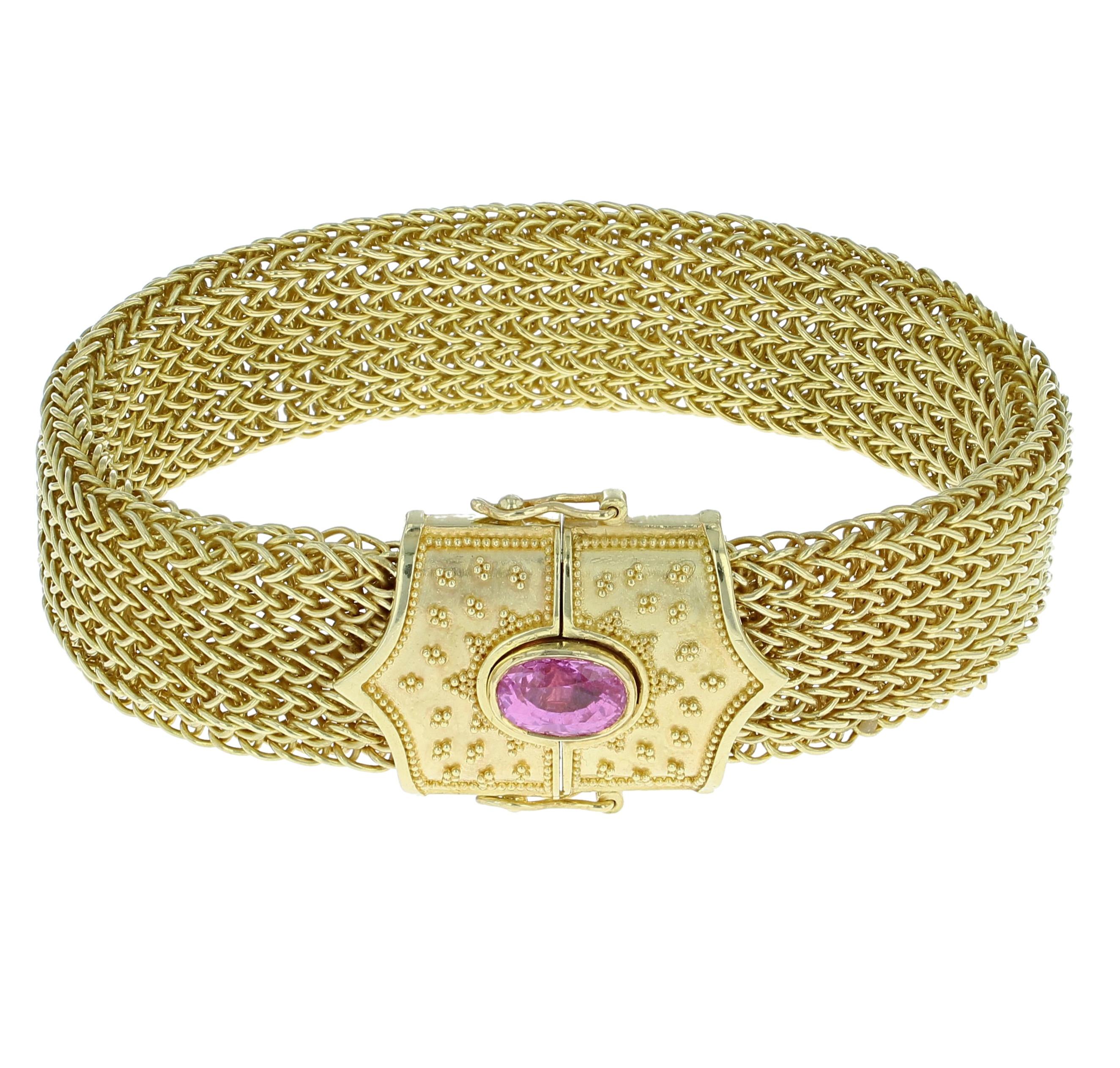 Kent Raible 18 Karat Gold Pink Sapphire Woven Chain Bracelet with Granulation In New Condition For Sale In Mossrock, WA