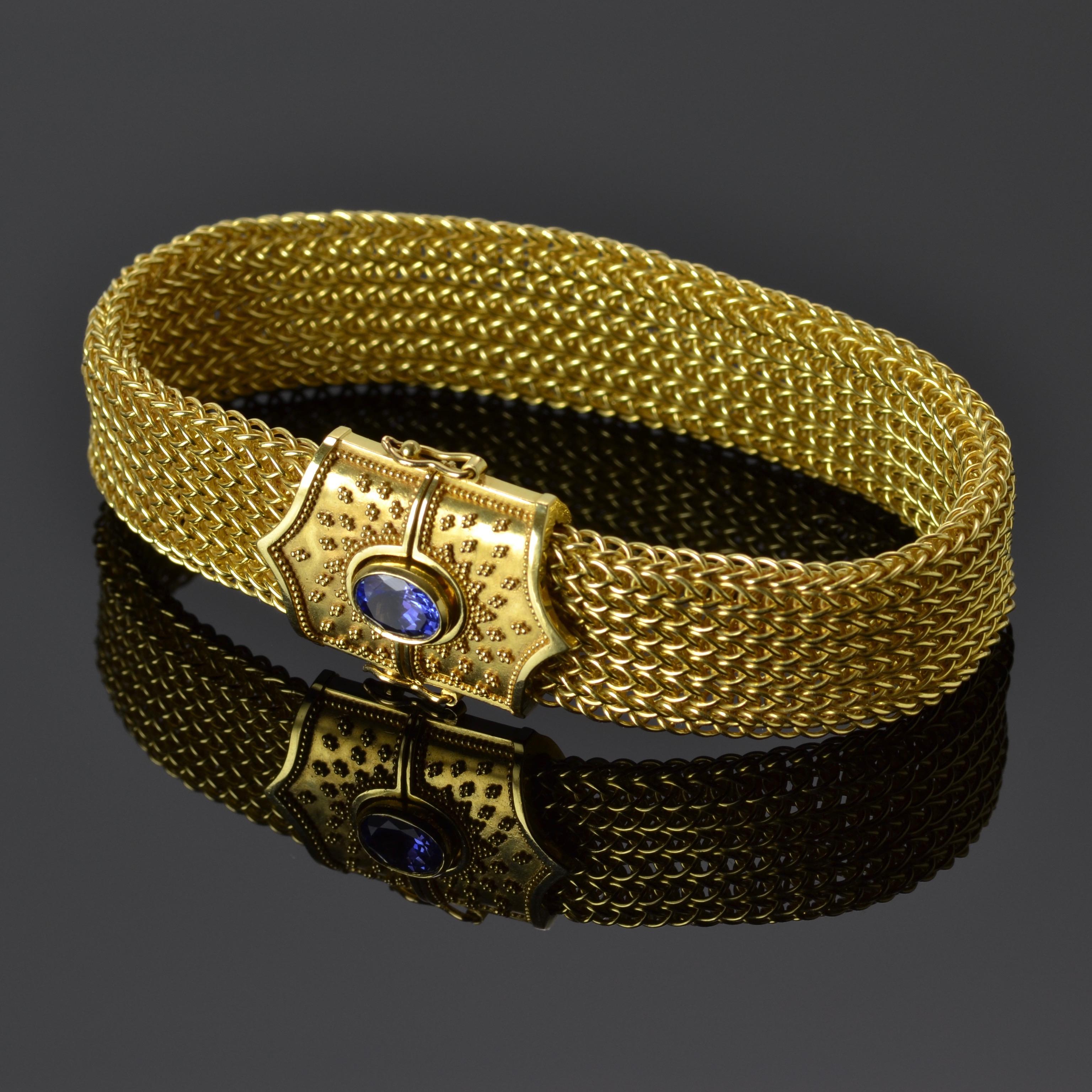 Women's or Men's Kent Raible 18 Karat Gold Wide Woven Chain Bracelet, Tanzanite with Granulation For Sale