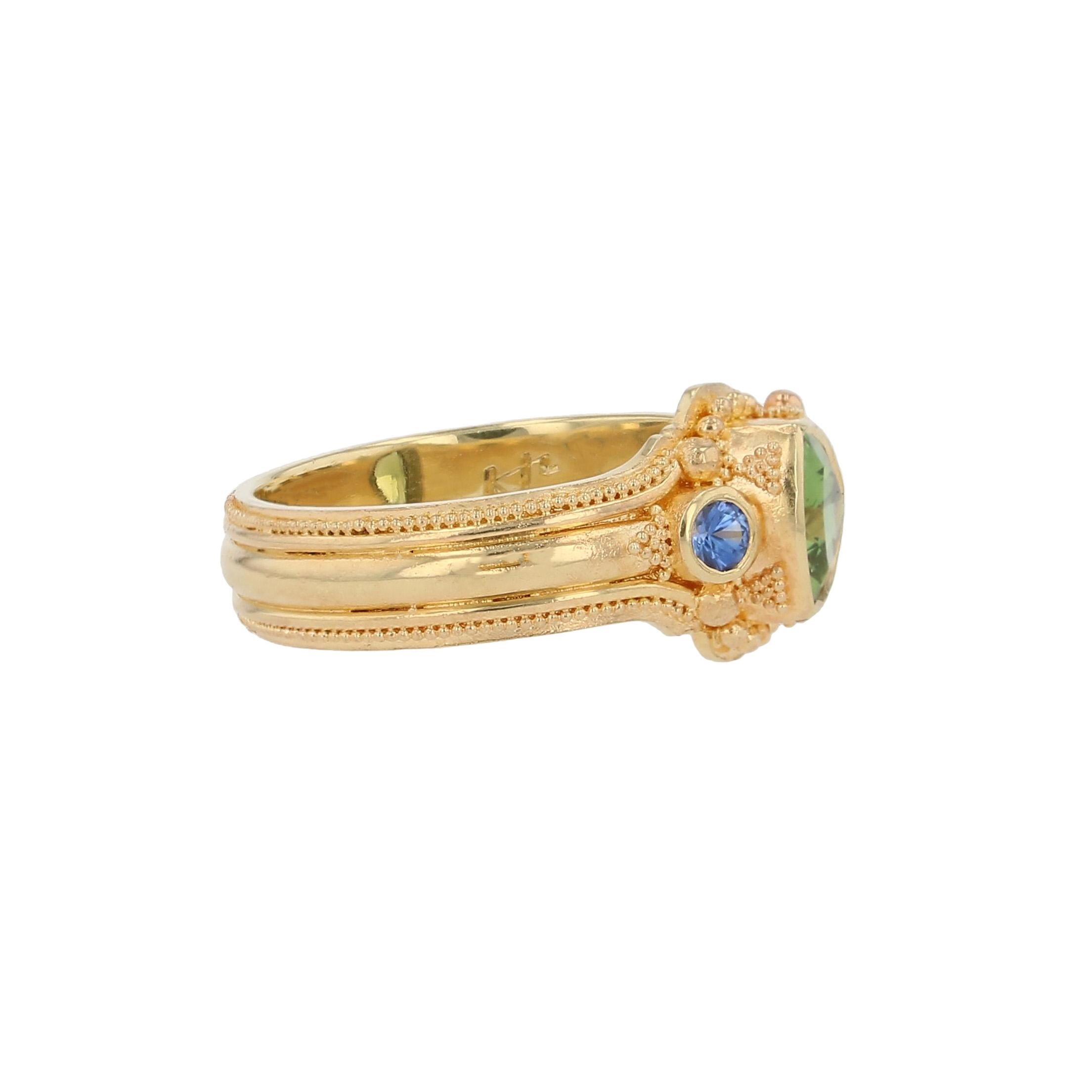 Artisan Kent Raible Bague cocktail en or 18K avec tourmaline Seafoam et saphir bleu en vente