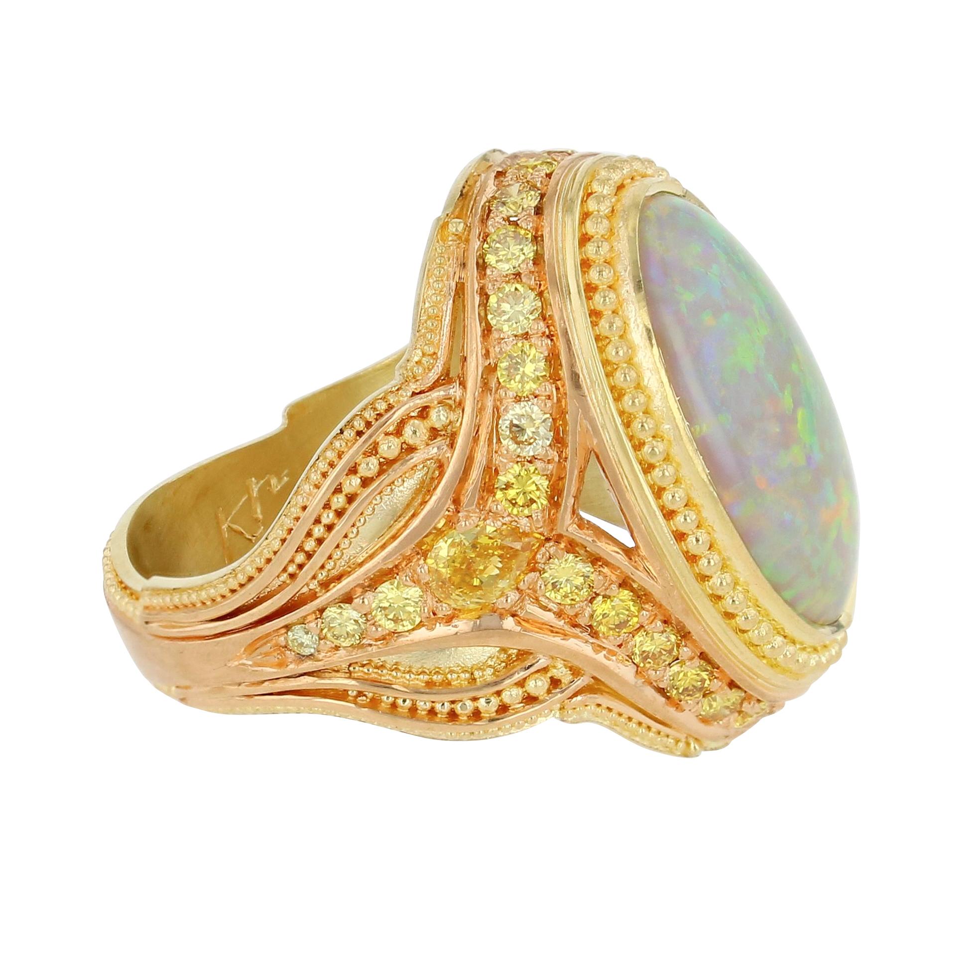 Taille mixte Bague de cocktail en or 18k avec opale australienne de 4ct et diamant jaune du Kent Raible en vente