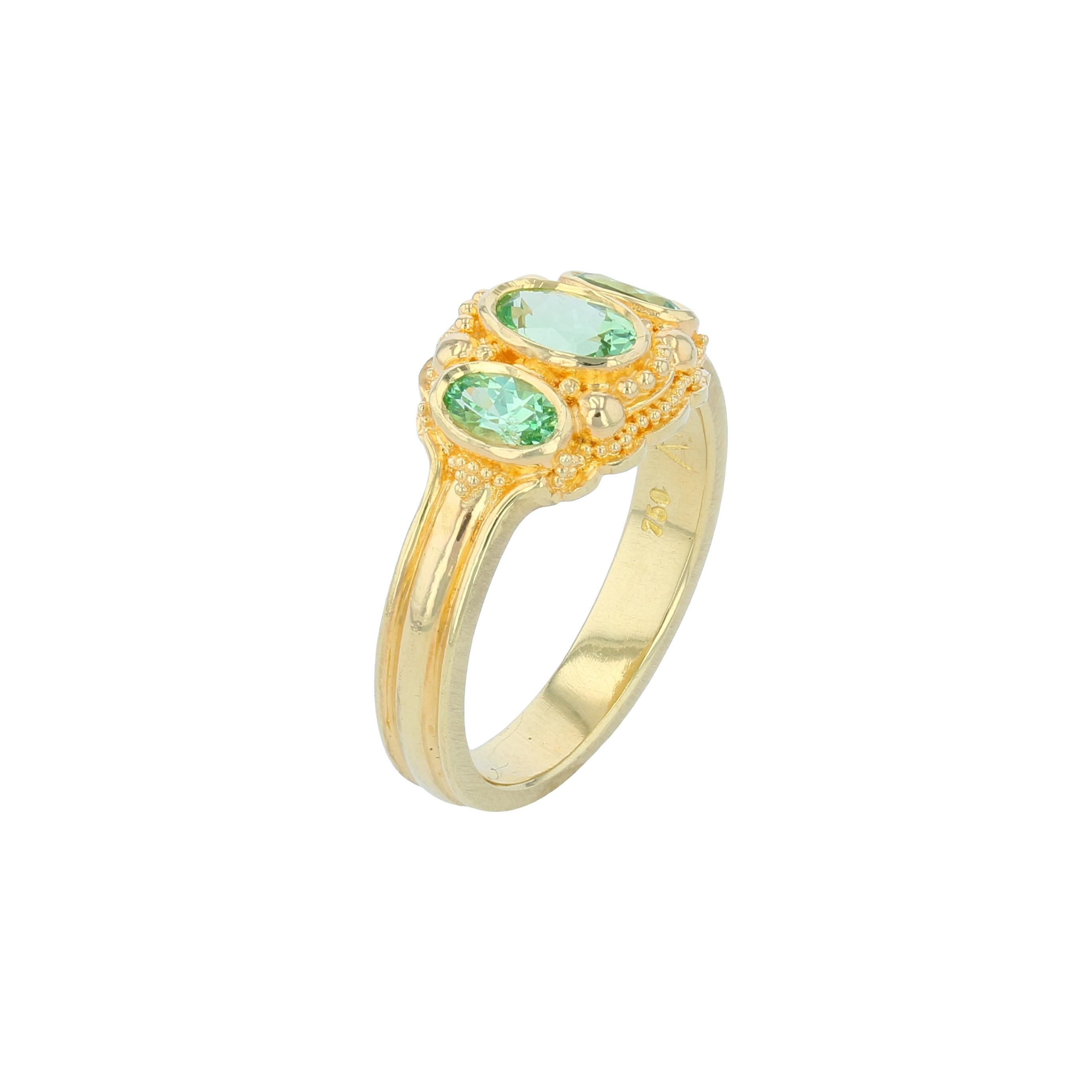 Kent Raible Bright Green Garnet Three-Stone Ring with Fine 18k Gold Granulation In New Condition In Mossrock, WA