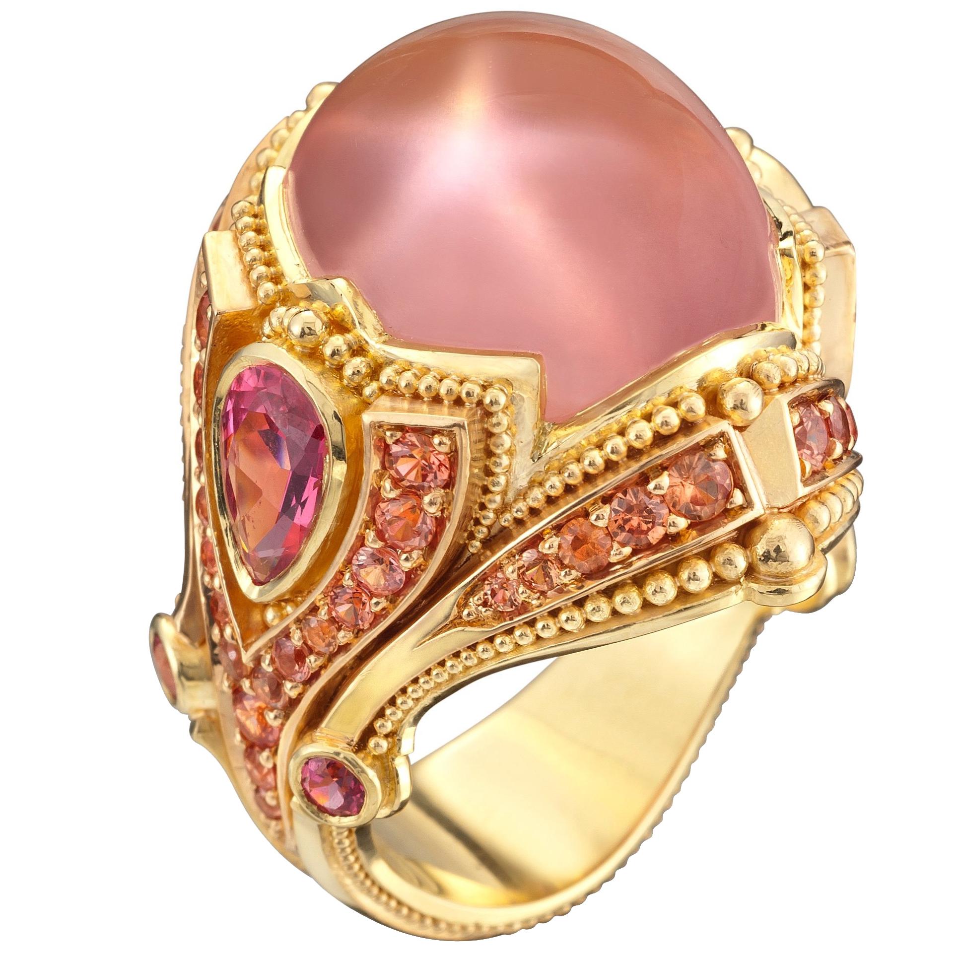 Kent Bague cocktail étoilée en or 18 carats, quartz rose, spinelle et saphir