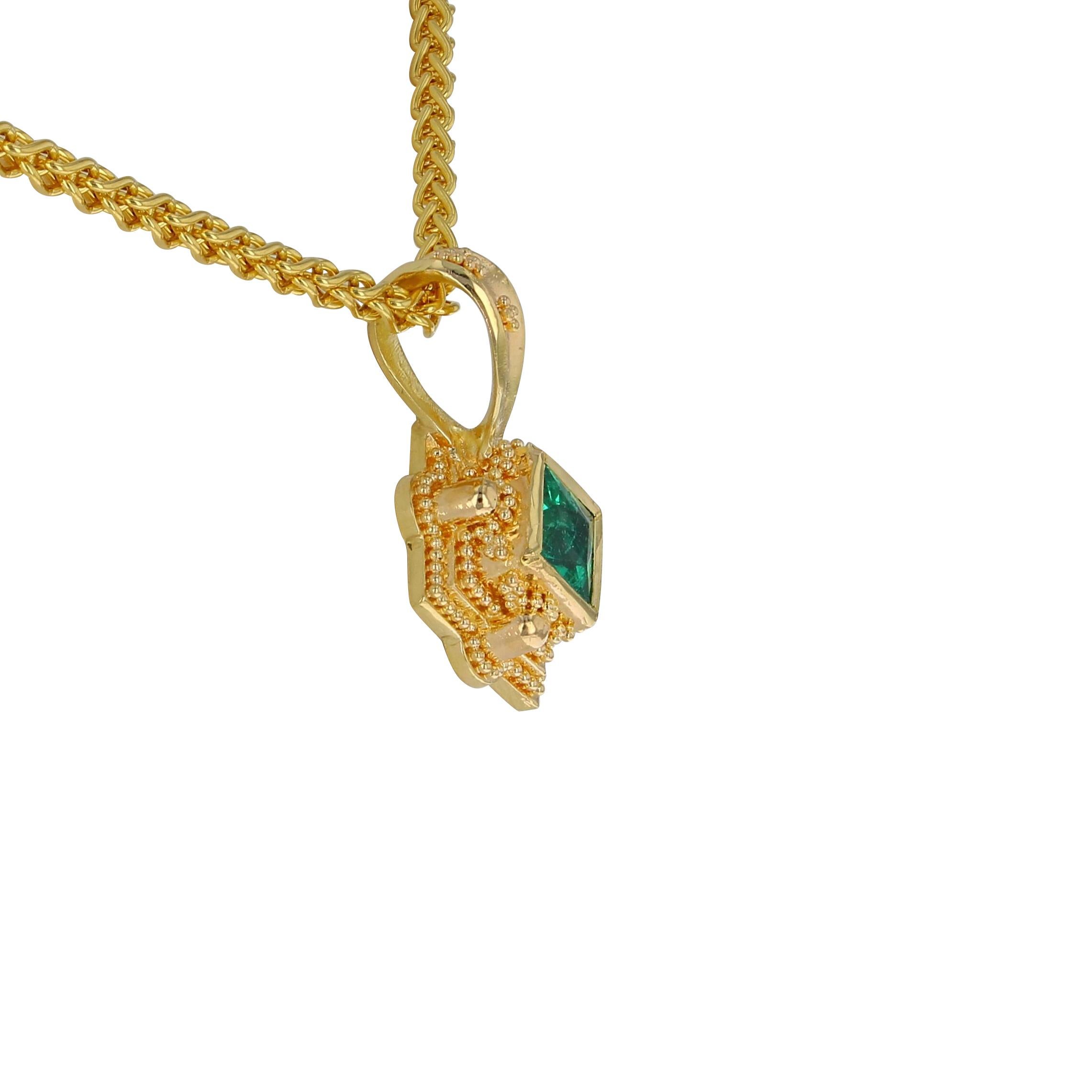 Kent Raible's 18 Karat Gold Emerald Necklace Enhancer Pendant, Granulation In New Condition In Mossrock, WA