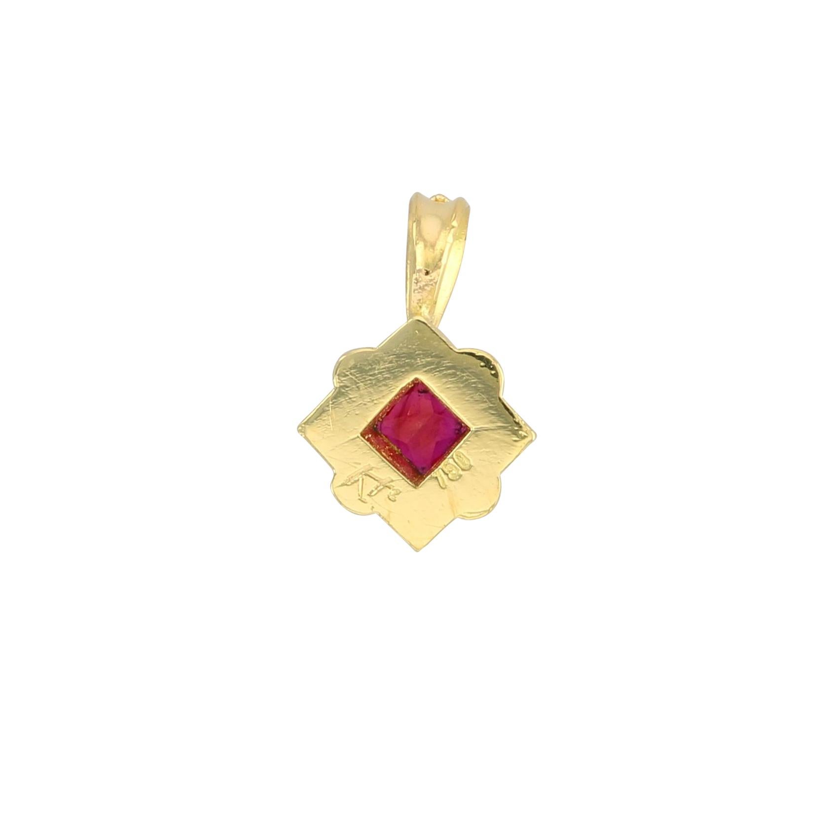 Artisan Kent Raible's 18 Karat Gold Ruby Necklace Enhancer Pendant, Granulation For Sale