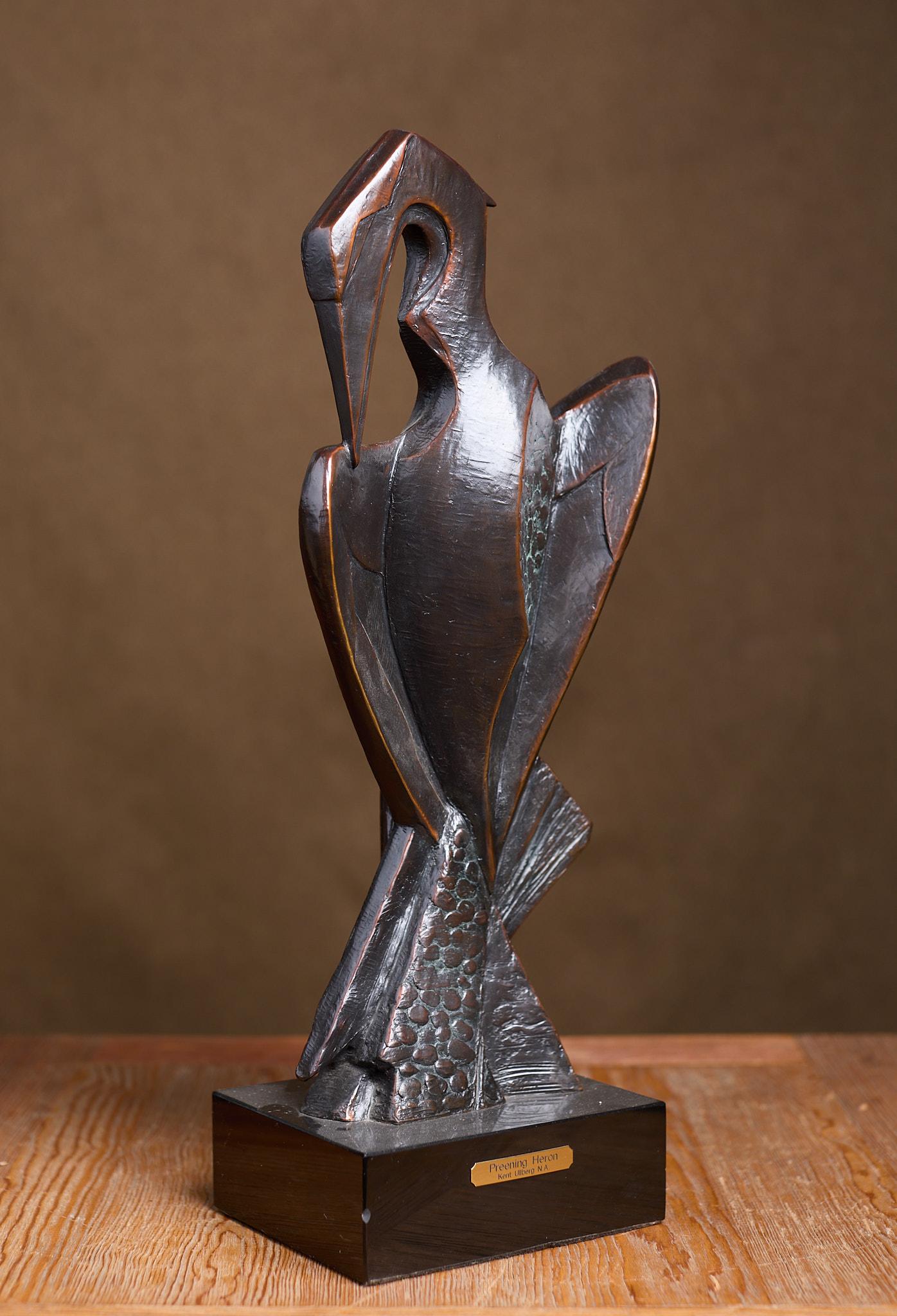 Preening Heron - Sculpture by Kent Ullberg