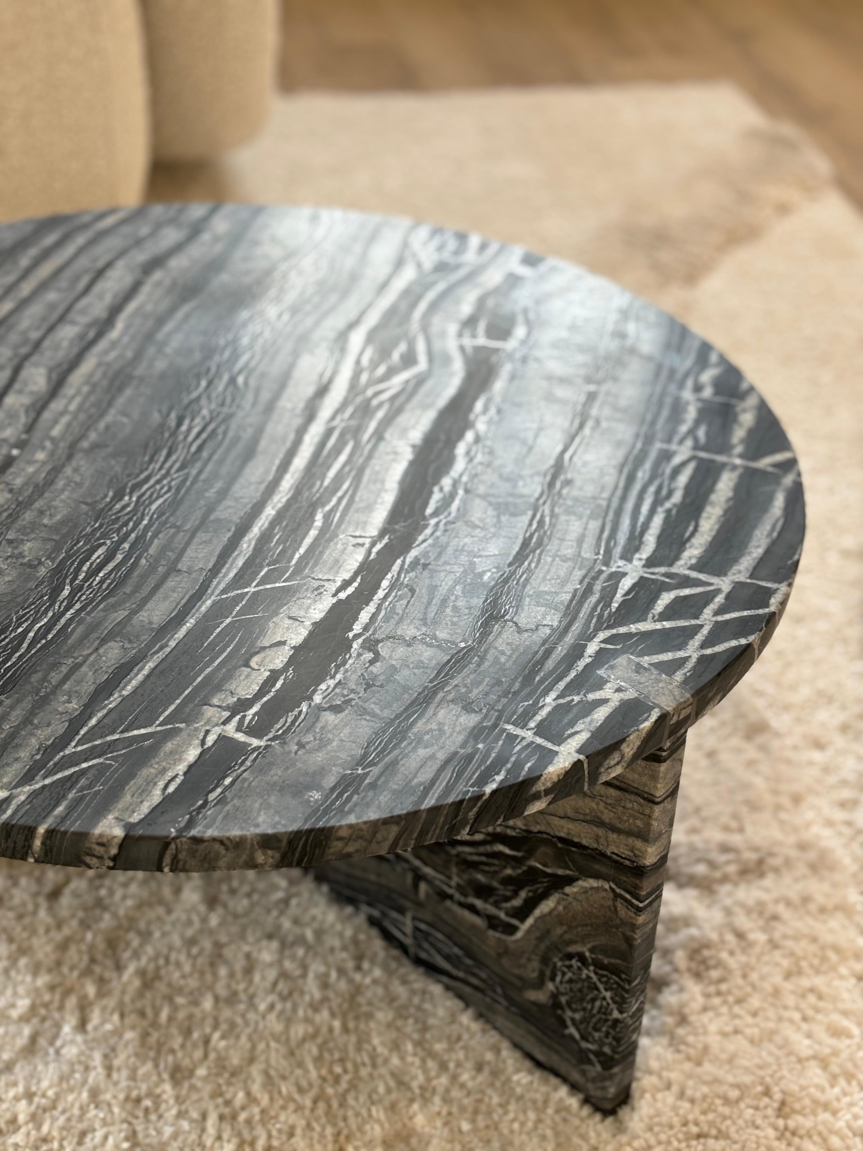 Italian Kenya Black Marble Round Coffee Table, Made in Italy For Sale