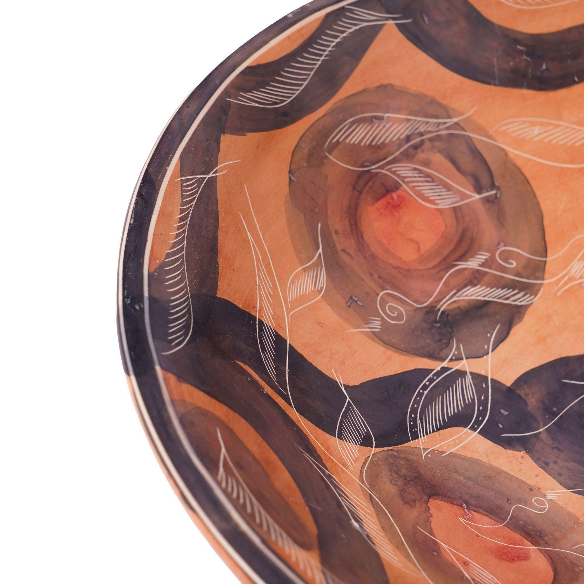 20th Century Kenyan Sgraffito carved soapstone bowl, c. 1950 For Sale